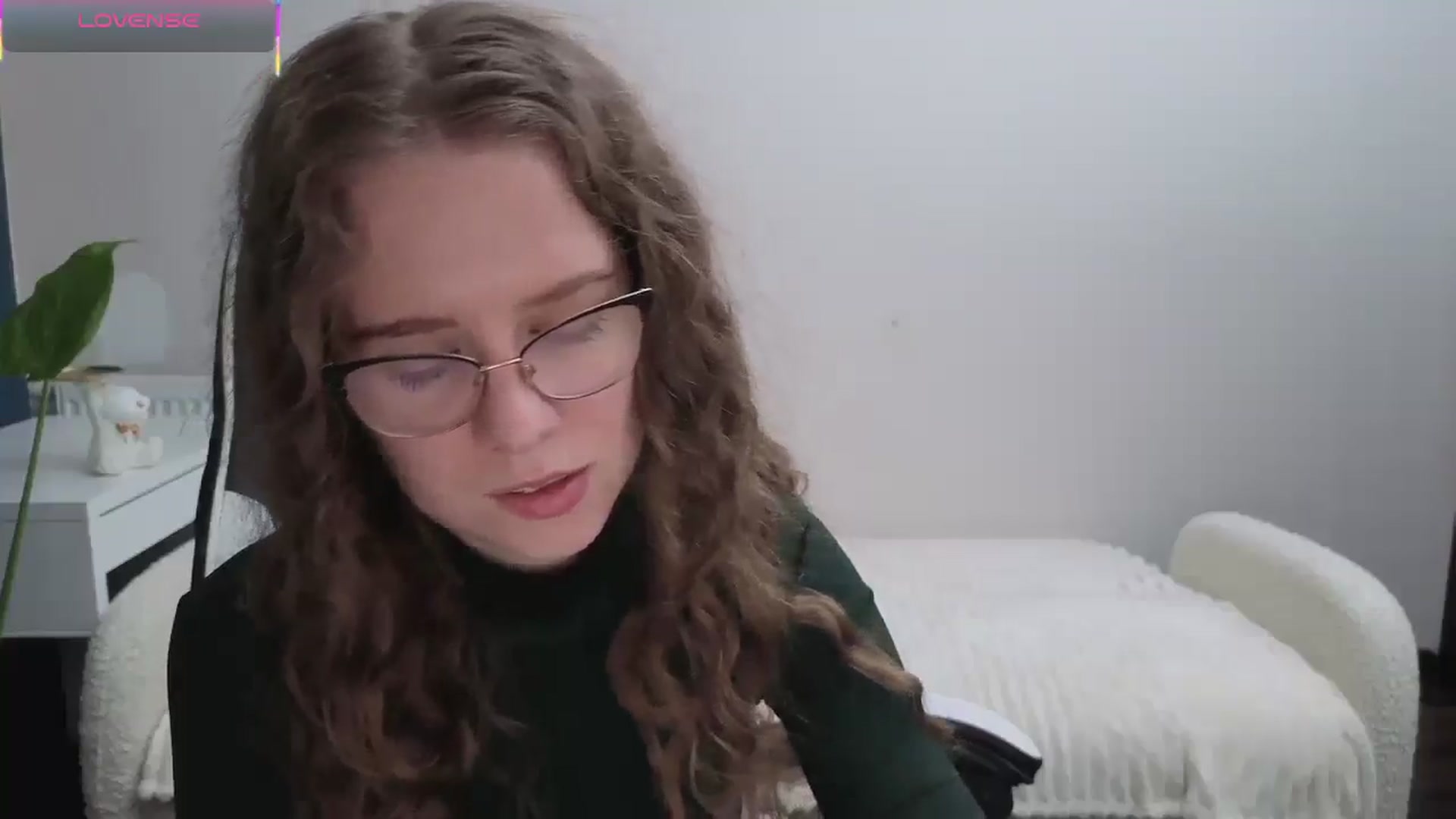 Gallery image thumbnail from BlueFlowerr's myfreecams stream on, 11/13/2025, 17:32 image 11 of 20