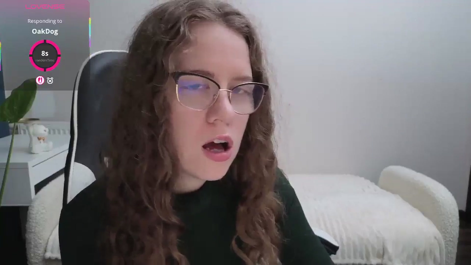 Gallery image thumbnail from BlueFlowerr's myfreecams stream on, 11/13/2025, 17:32 image 16 of 20
