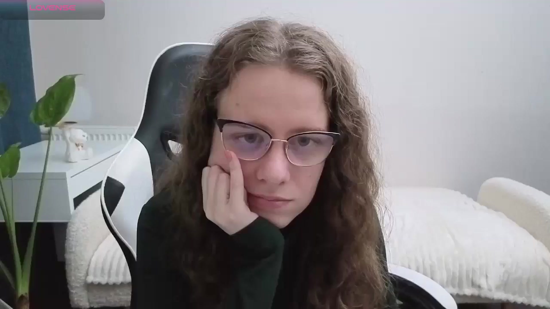 Gallery image thumbnail from BlueFlowerr's myfreecams stream on, 11/14/2025, 24:11 image 8 of 20