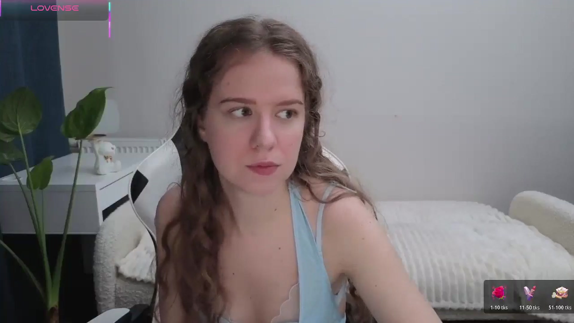 Gallery image thumbnail from BlueFlowerr's myfreecams stream on, 11/14/2025, 21:20 image 2 of 20