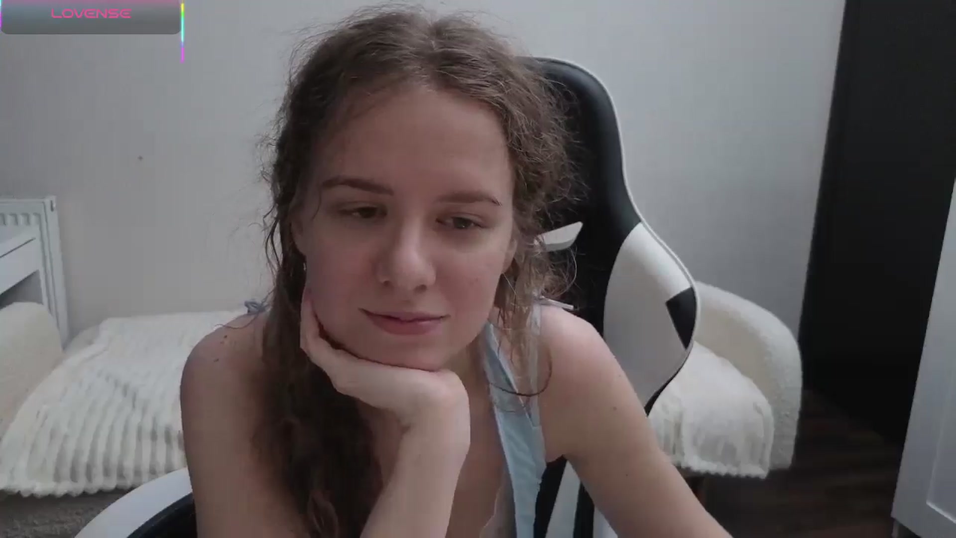 Gallery image thumbnail from BlueFlowerr's myfreecams stream on, 11/15/2025, 01:22 image 9 of 20