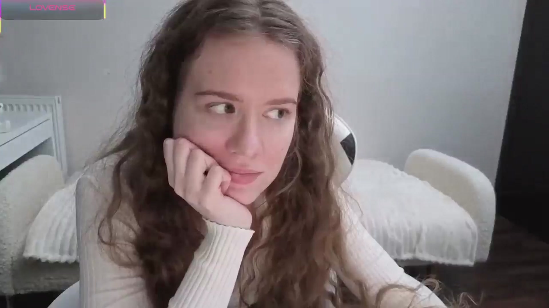 Gallery image thumbnail from BlueFlowerr's myfreecams stream on, 11/15/2025, 19:48 image 14 of 20