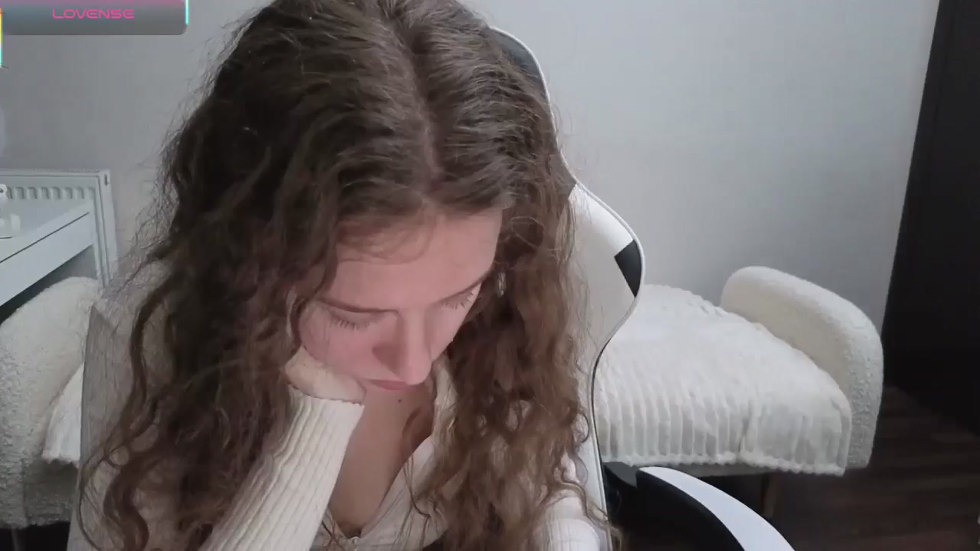Gallery image thumbnail from BlueFlowerr's myfreecams stream on, 11/15/2025, 19:48 image 8 of 20