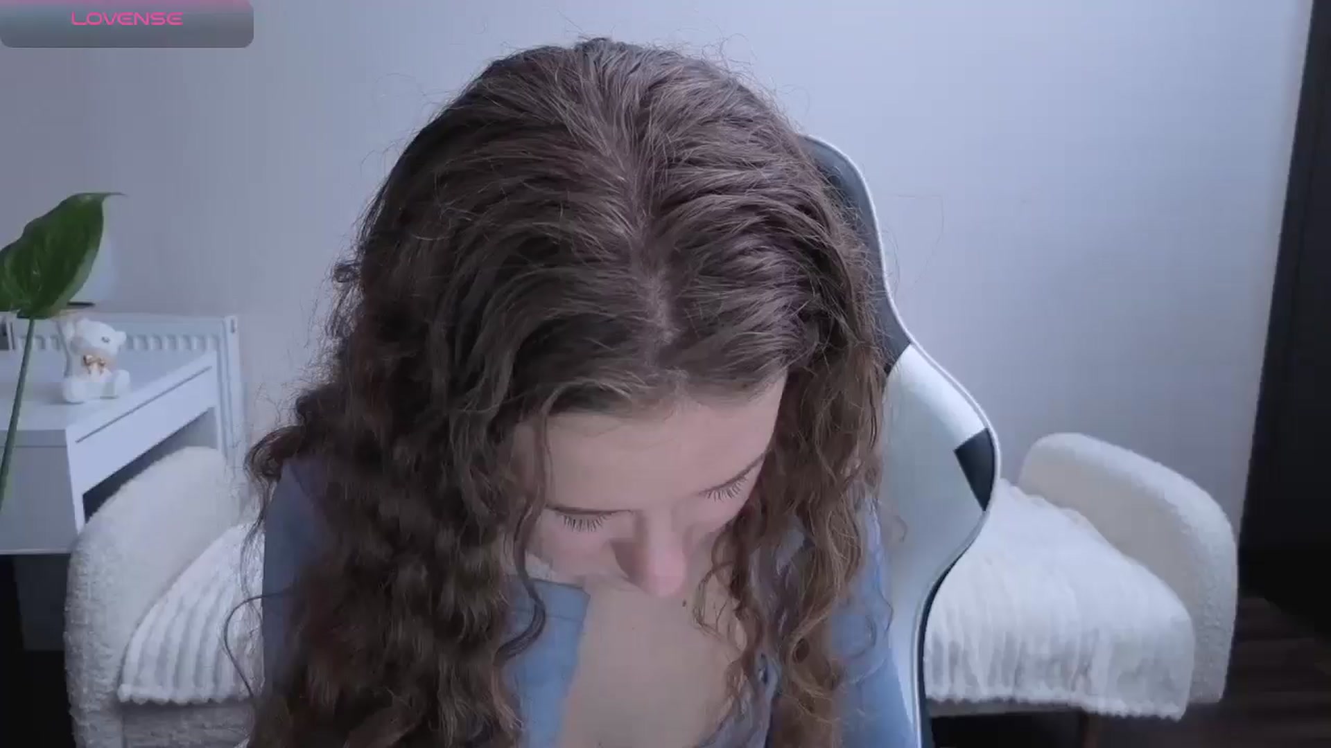 Gallery image thumbnail from BlueFlowerr's myfreecams stream on, 11/19/2025, 17:09 image 1 of 20