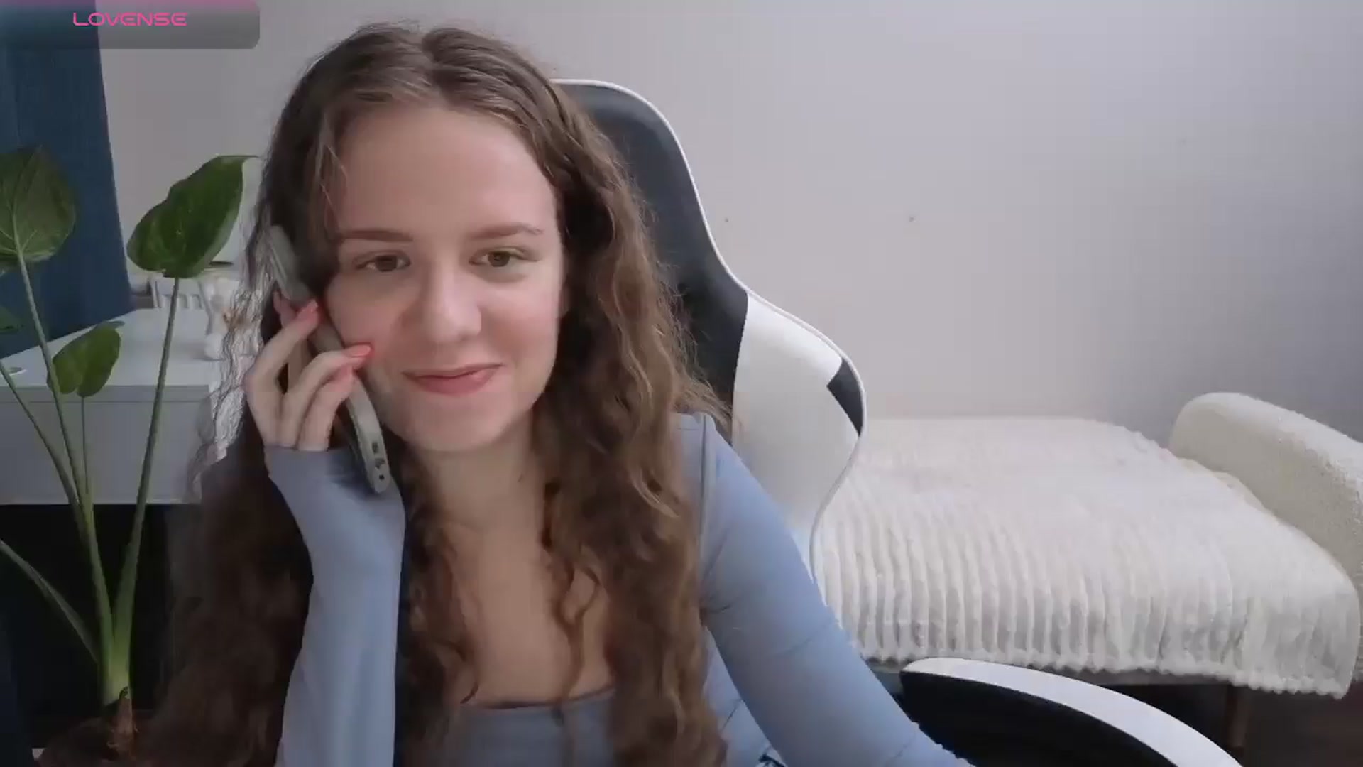 Gallery image thumbnail from BlueFlowerr's myfreecams stream on, 11/20/2025, 24:52 image 1 of 20
