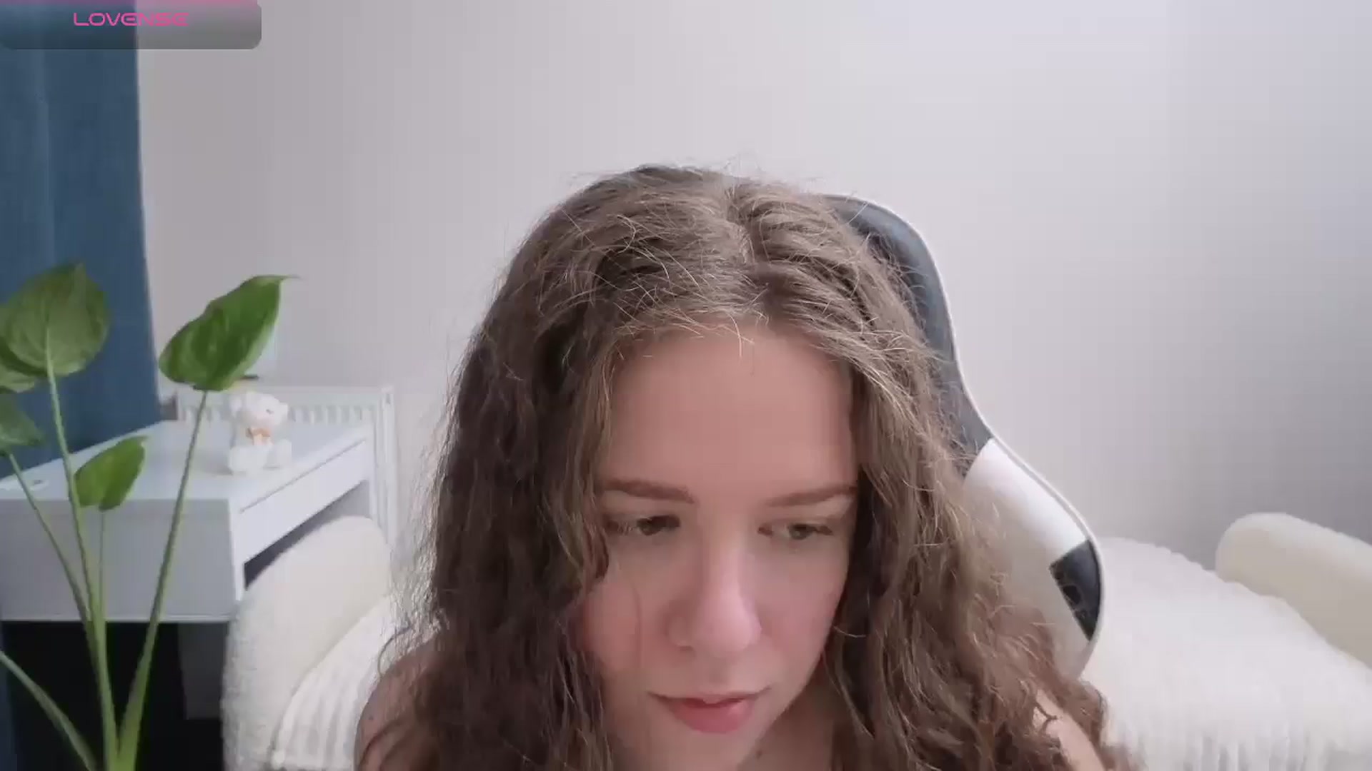 Gallery image thumbnail from BlueFlowerr's myfreecams stream on, 11/20/2025, 16:05 image 9 of 20