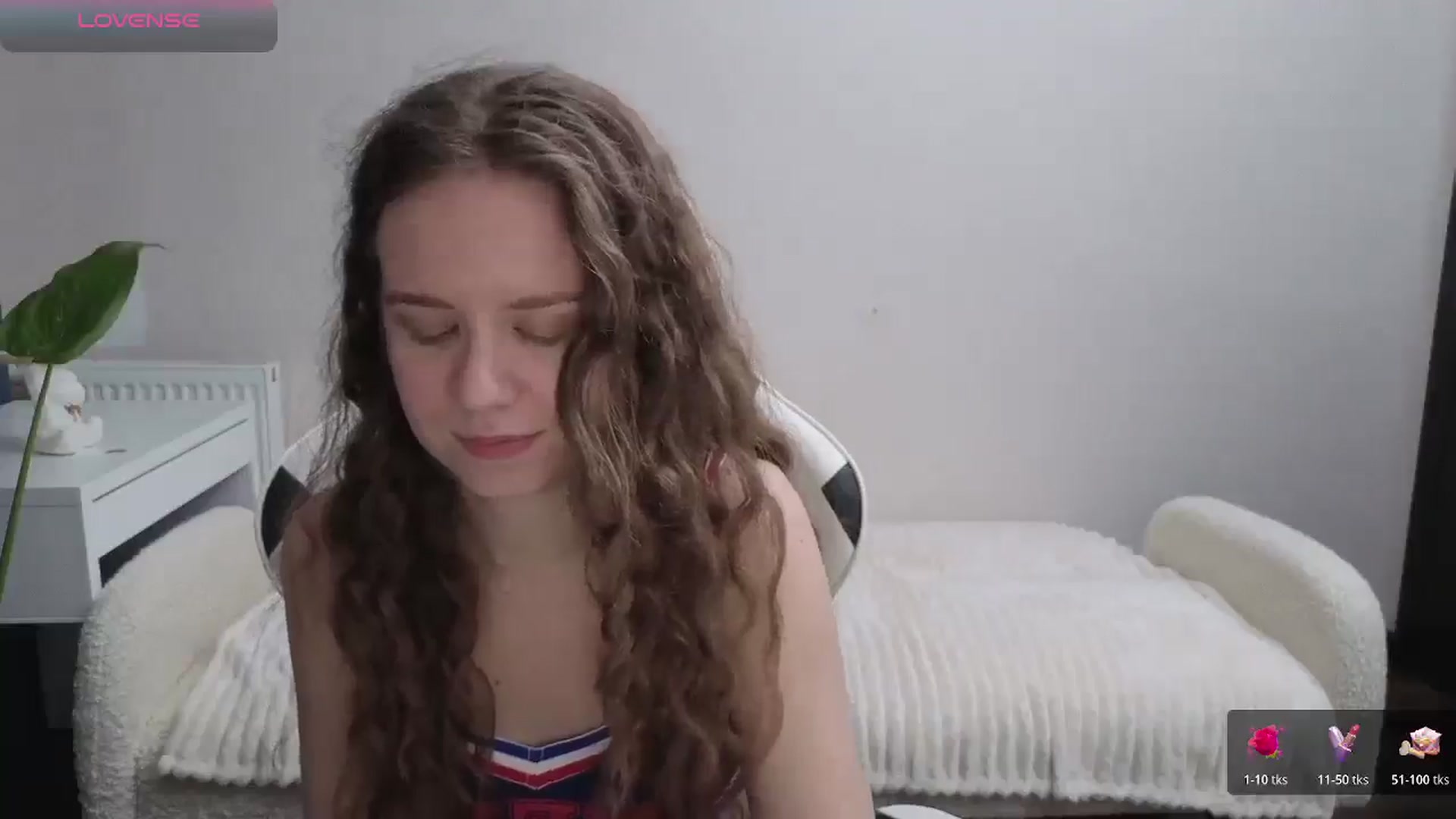 Gallery image thumbnail from BlueFlowerr's myfreecams stream on, 11/20/2025, 23:13 image 17 of 20