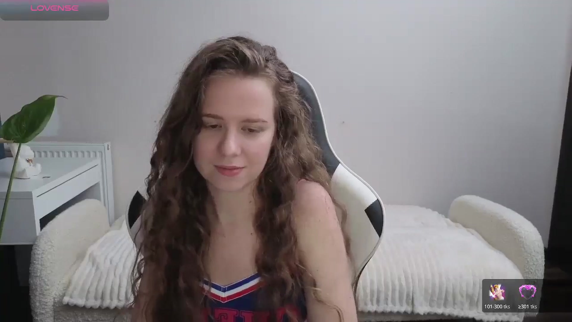 Gallery image thumbnail from BlueFlowerr's myfreecams stream on, 11/20/2025, 23:13 image 13 of 20