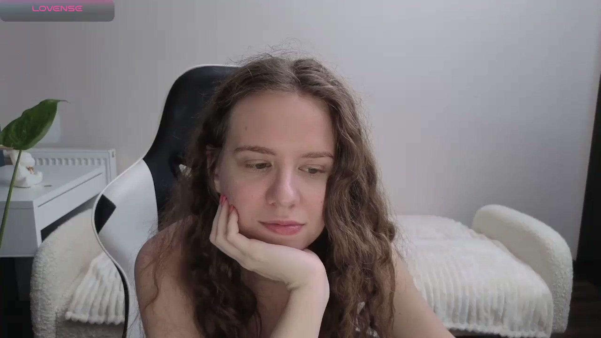 Gallery image thumbnail from BlueFlowerr's myfreecams stream on, 11/20/2025, 23:13 image 16 of 20