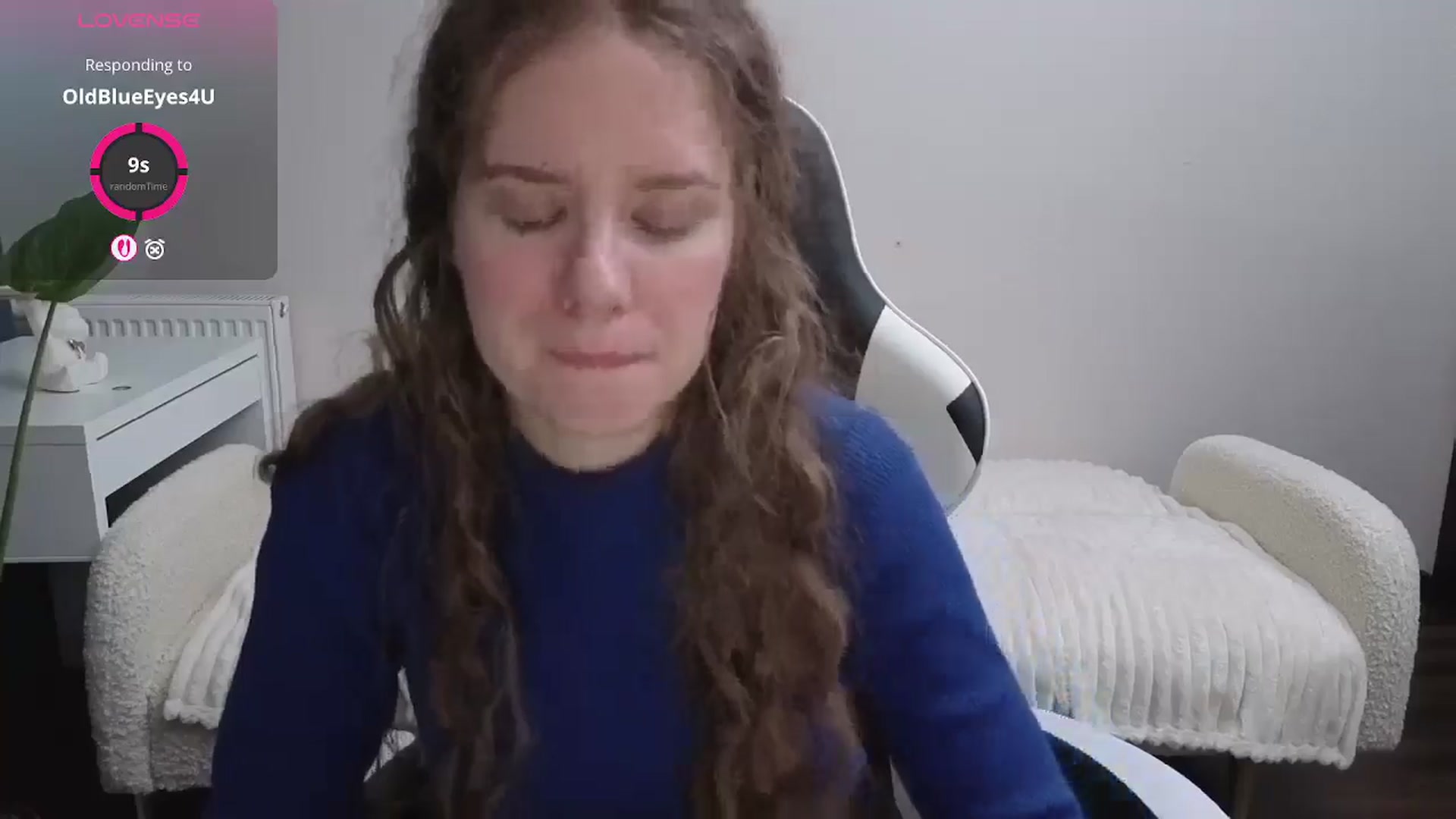 Gallery image thumbnail from BlueFlowerr's myfreecams stream on, 11/21/2025, 17:26 image 5 of 20