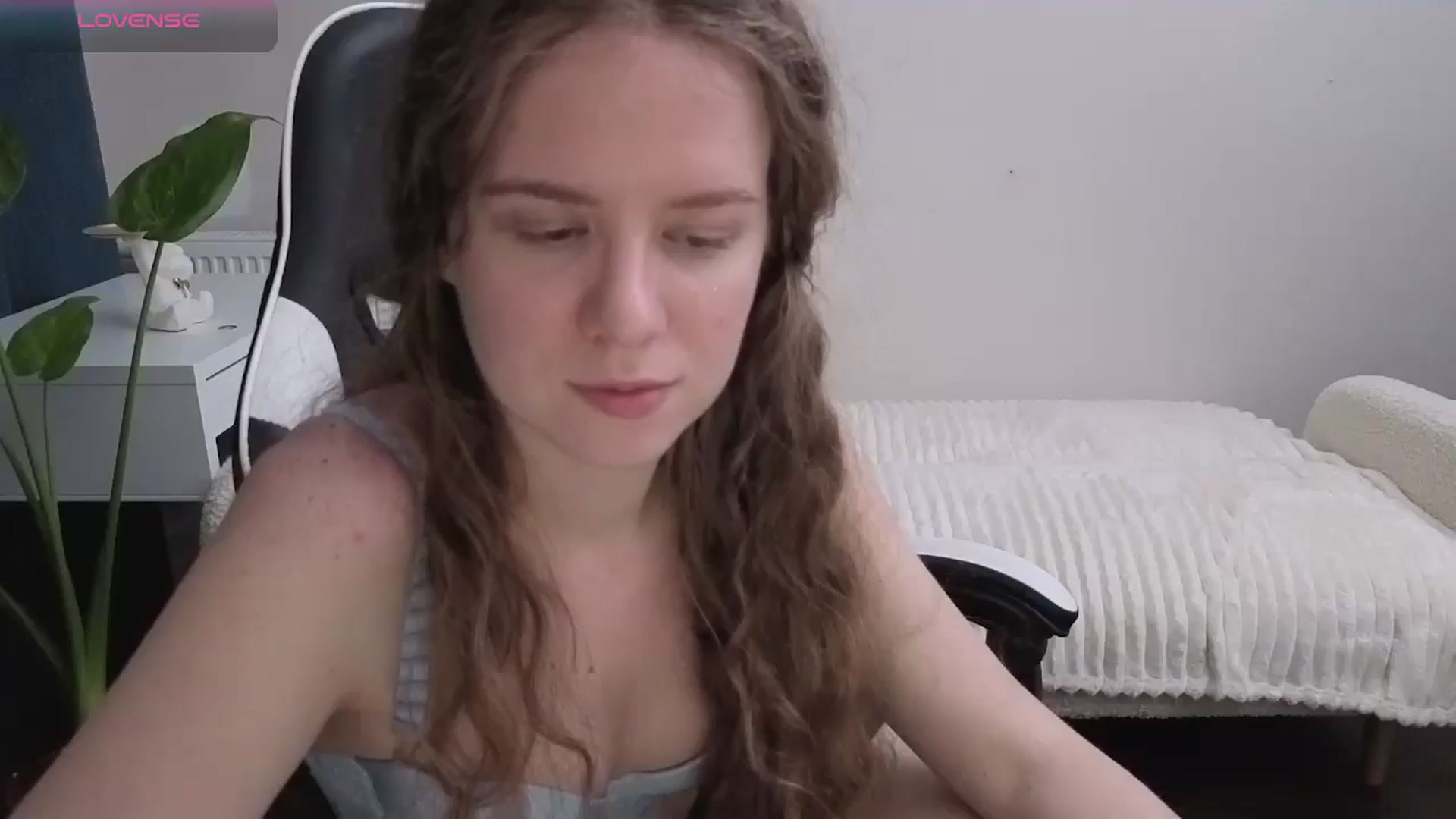 Gallery image thumbnail from BlueFlowerr's myfreecams stream on, 11/22/2025, 24:03 image 1 of 20