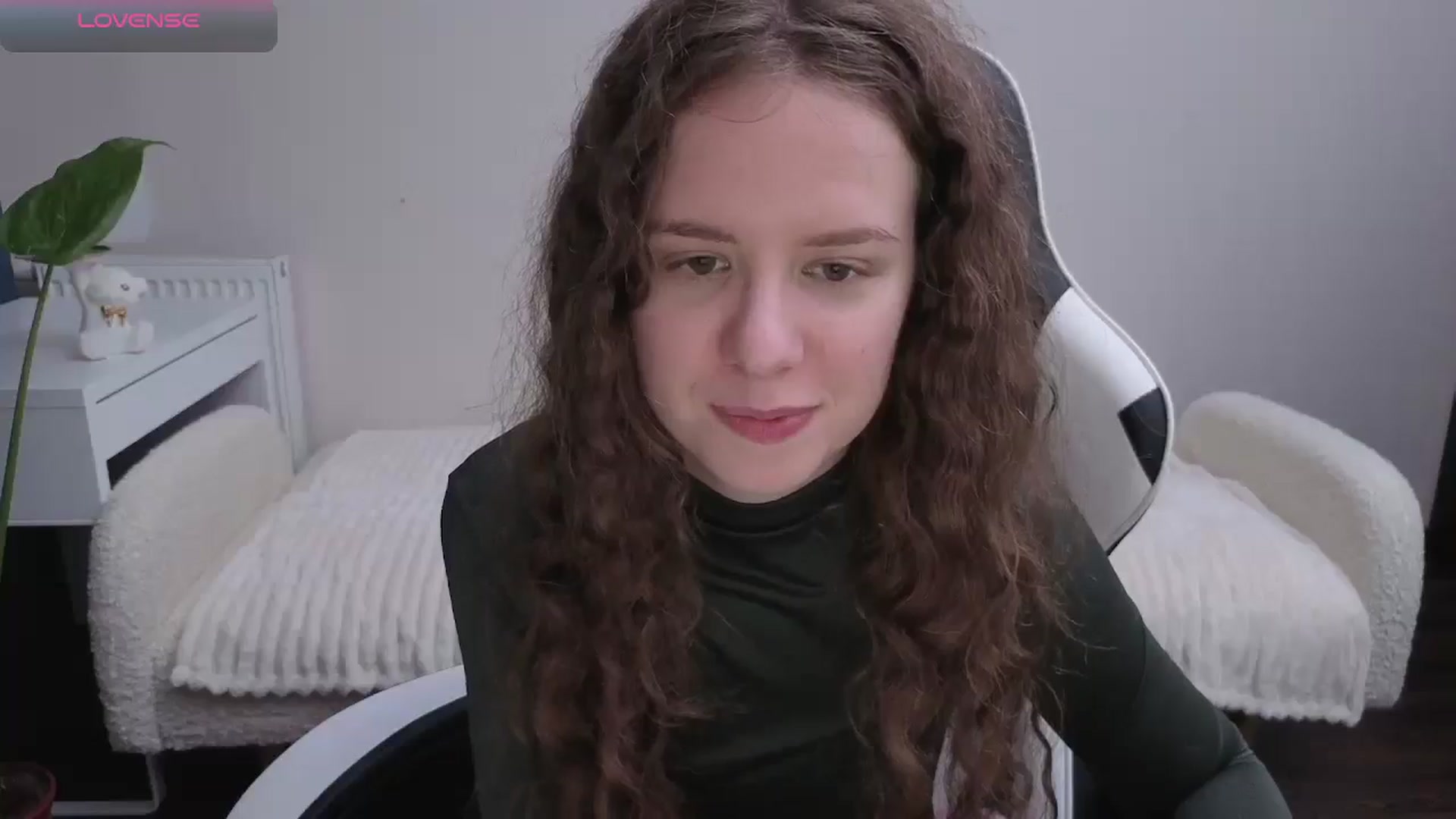 Gallery image thumbnail from BlueFlowerr's myfreecams stream on, 11/23/2025, 22:31 image 15 of 20