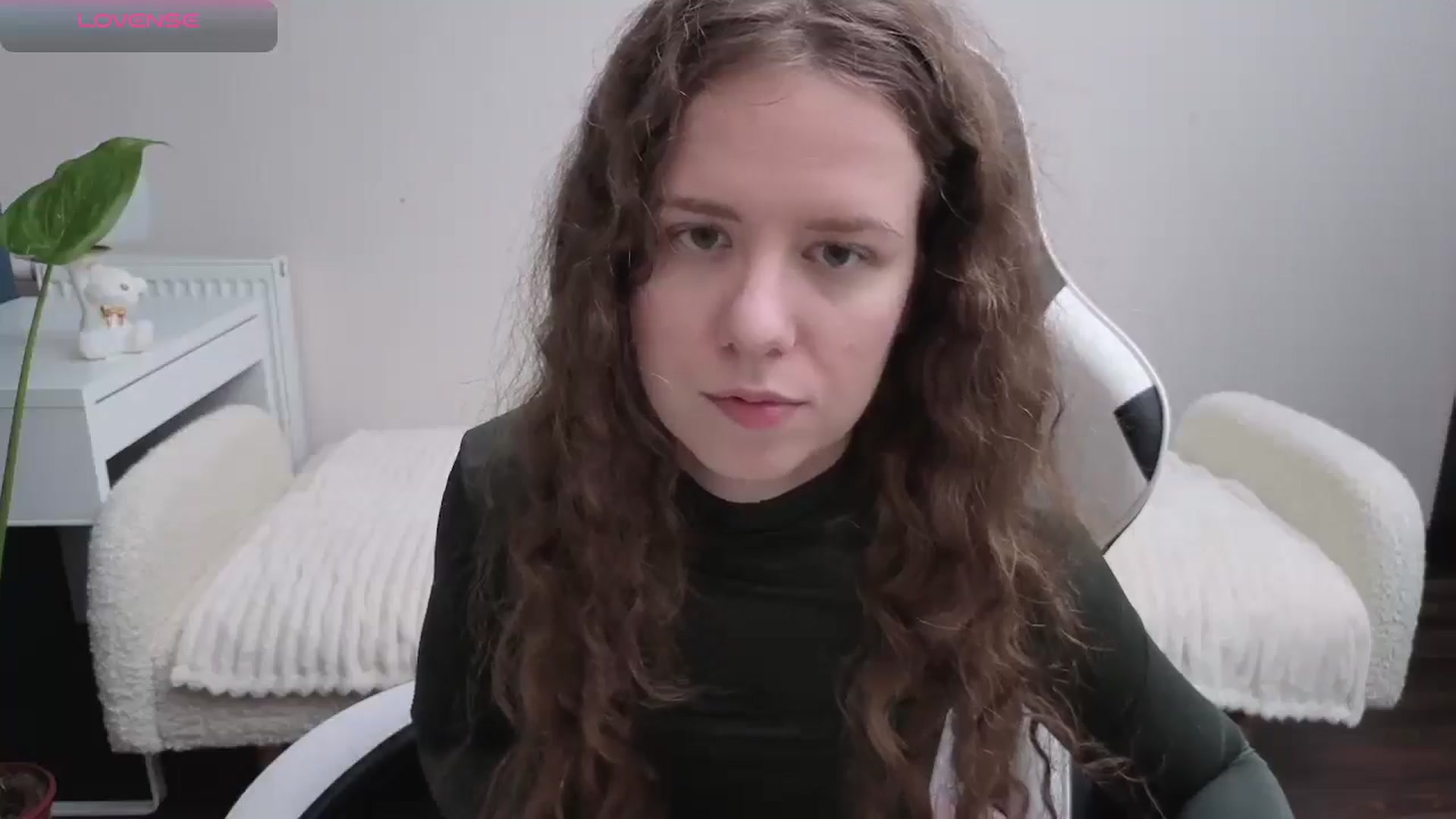 Gallery image thumbnail from BlueFlowerr's myfreecams stream on, 11/23/2025, 22:31 image 13 of 20