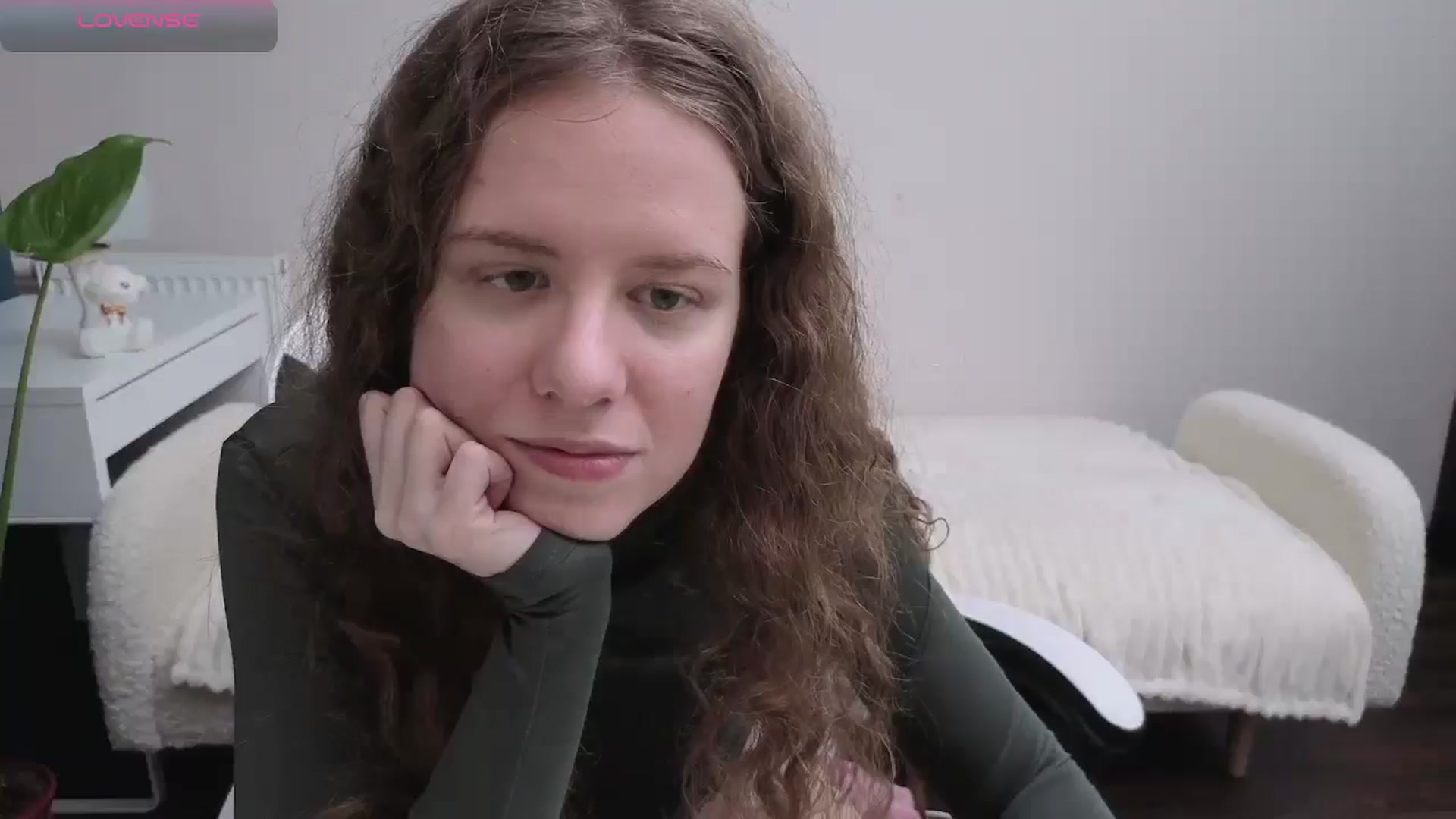 Gallery image thumbnail from BlueFlowerr's myfreecams stream on, 11/23/2025, 22:31 image 8 of 20