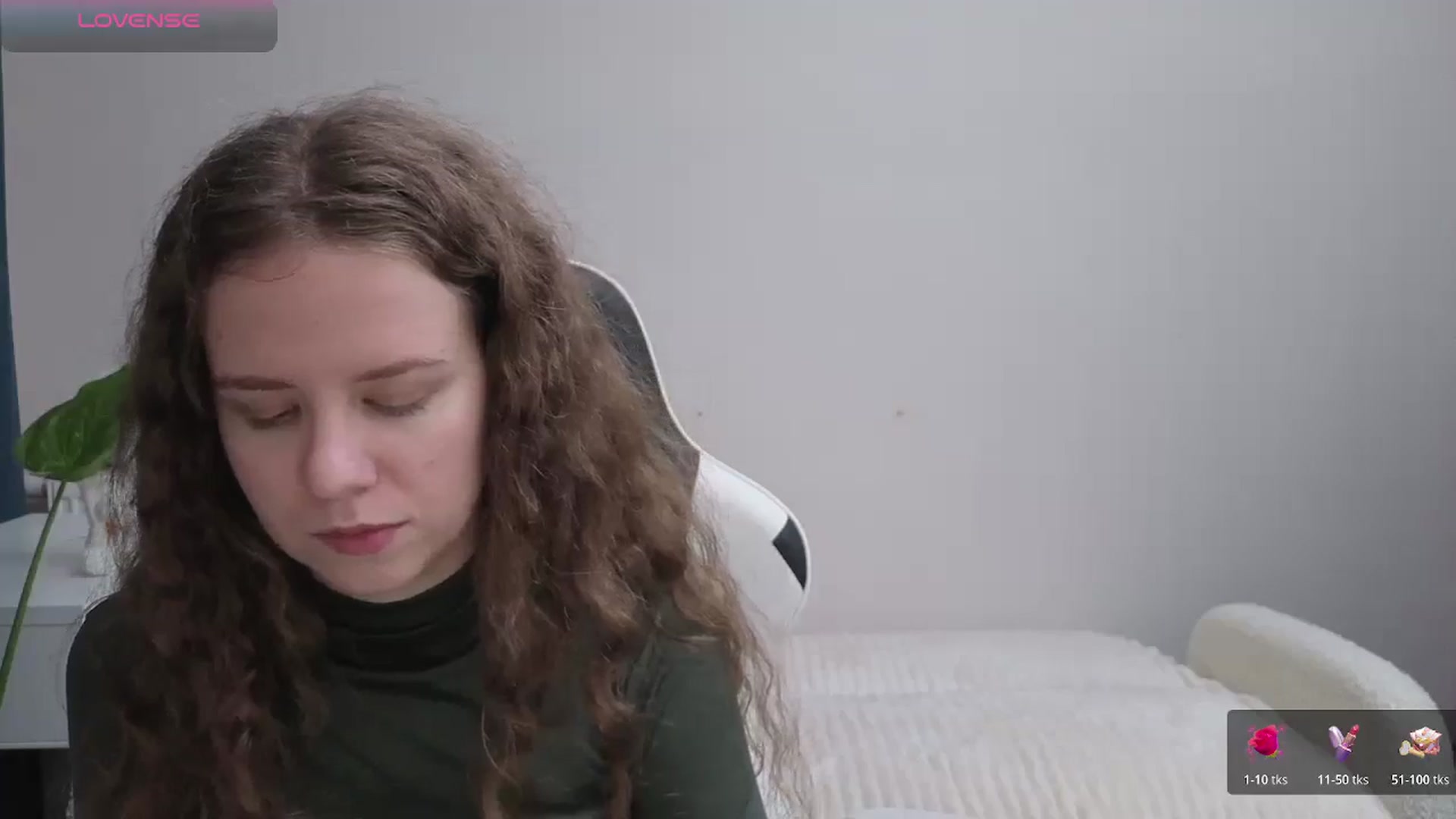 Gallery image thumbnail from BlueFlowerr's myfreecams stream on, 11/23/2025, 22:31 image 3 of 20