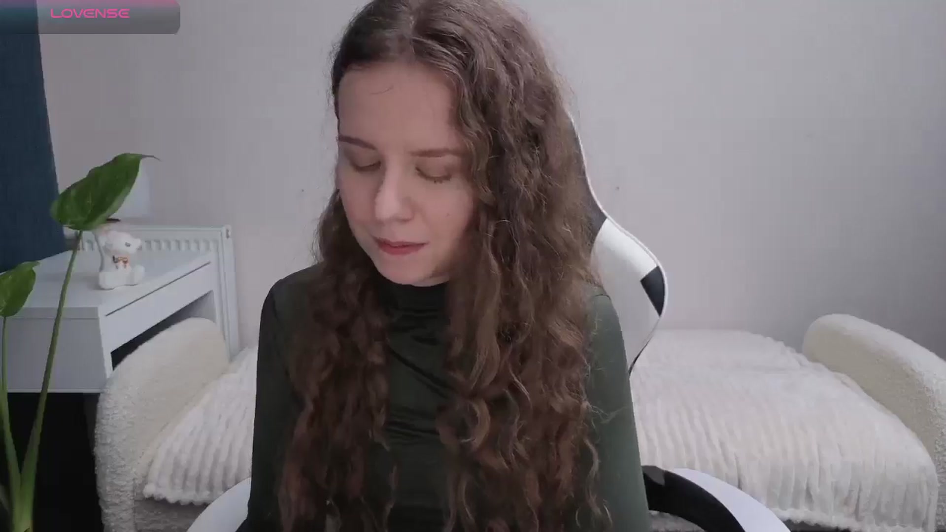 Gallery image thumbnail from BlueFlowerr's myfreecams stream on, 11/24/2025, 01:48 image 5 of 20