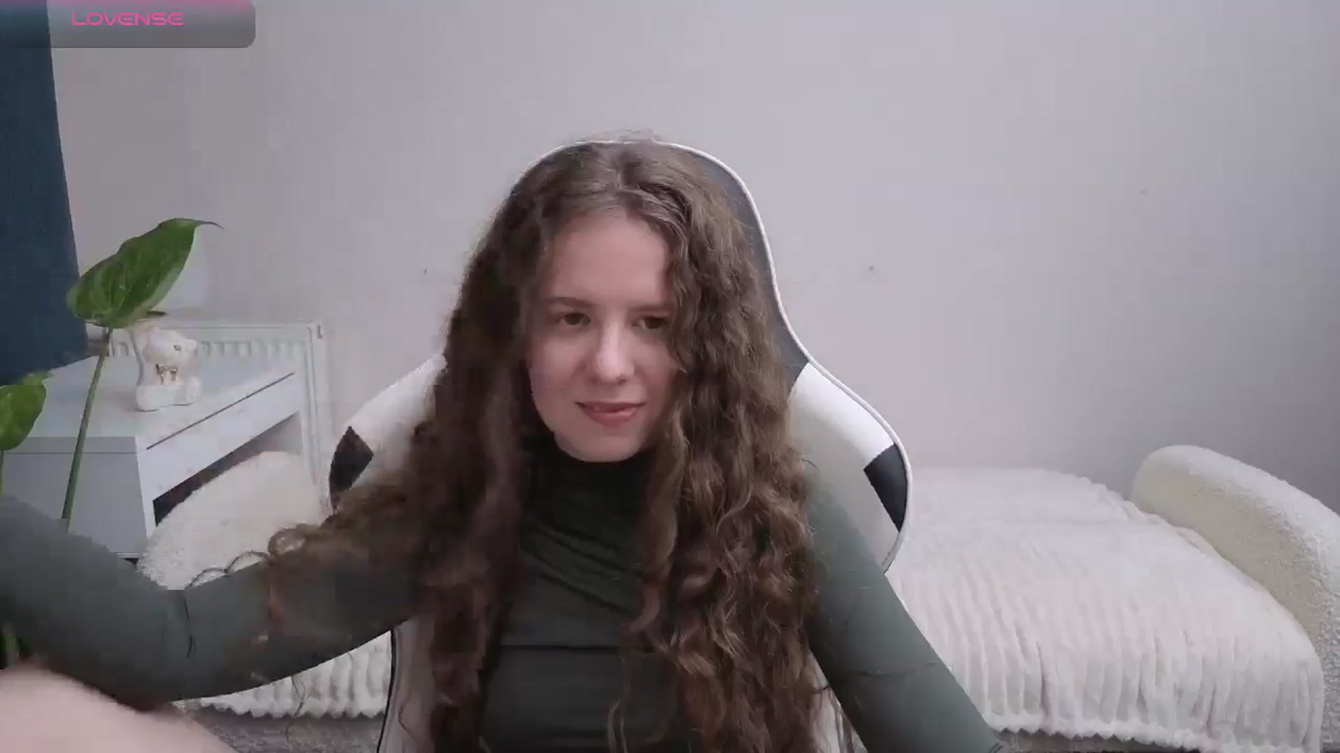 Gallery image thumbnail from BlueFlowerr's myfreecams stream on, 11/24/2025, 01:48 image 7 of 20