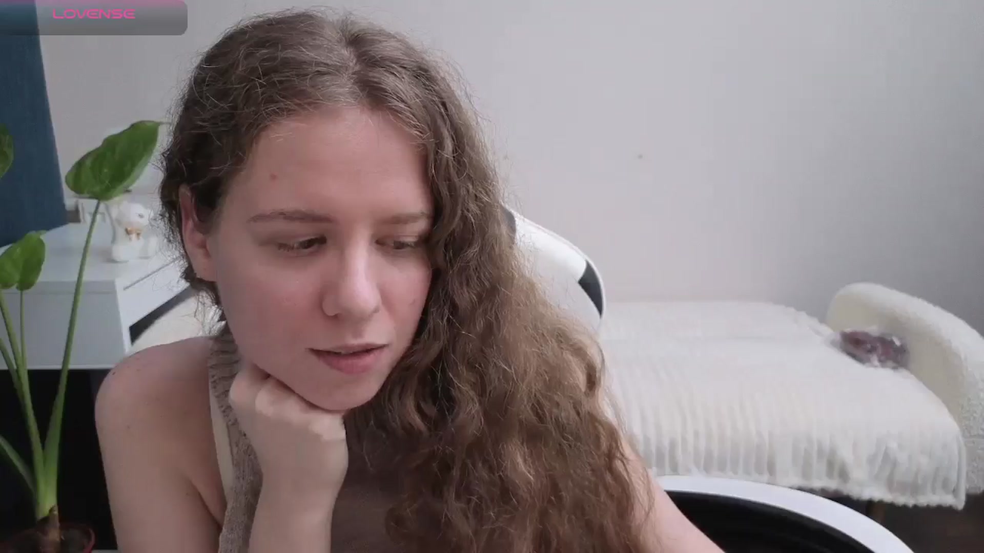 Gallery image thumbnail from BlueFlowerr's myfreecams stream on, 11/27/2025, 21:51 image 19 of 20