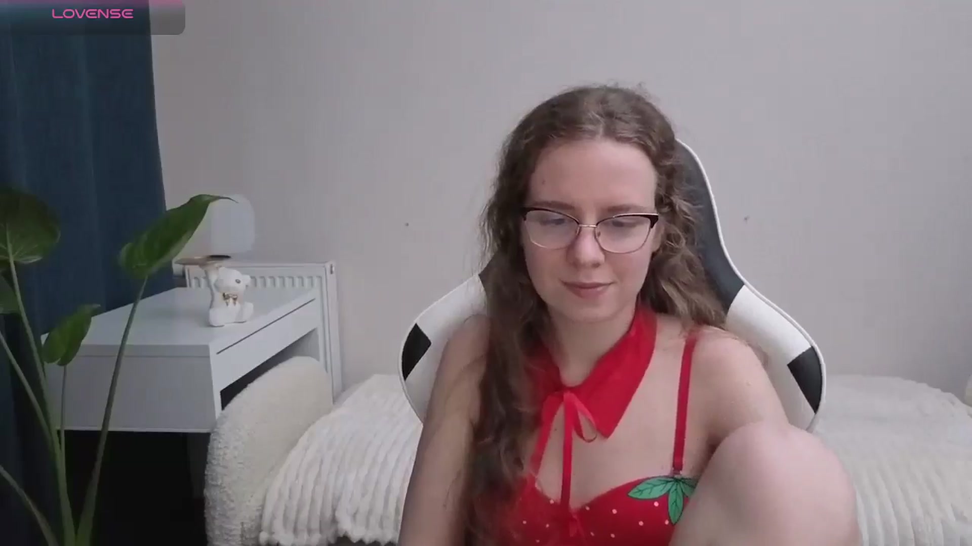 Gallery image thumbnail from BlueFlowerr's myfreecams stream on, 11/28/2025, 23:55 image 20 of 20
