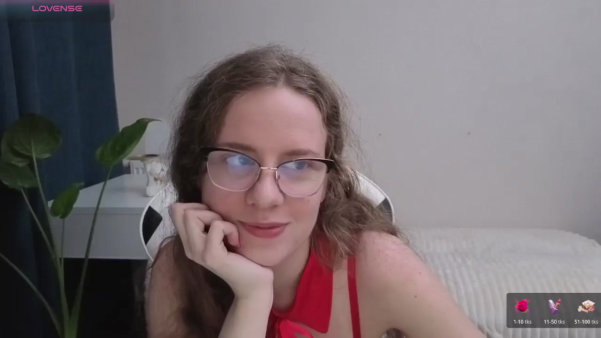 Gallery image thumbnail from BlueFlowerr's myfreecams stream on, 11/29/2025, 02:24 image 2 of 20