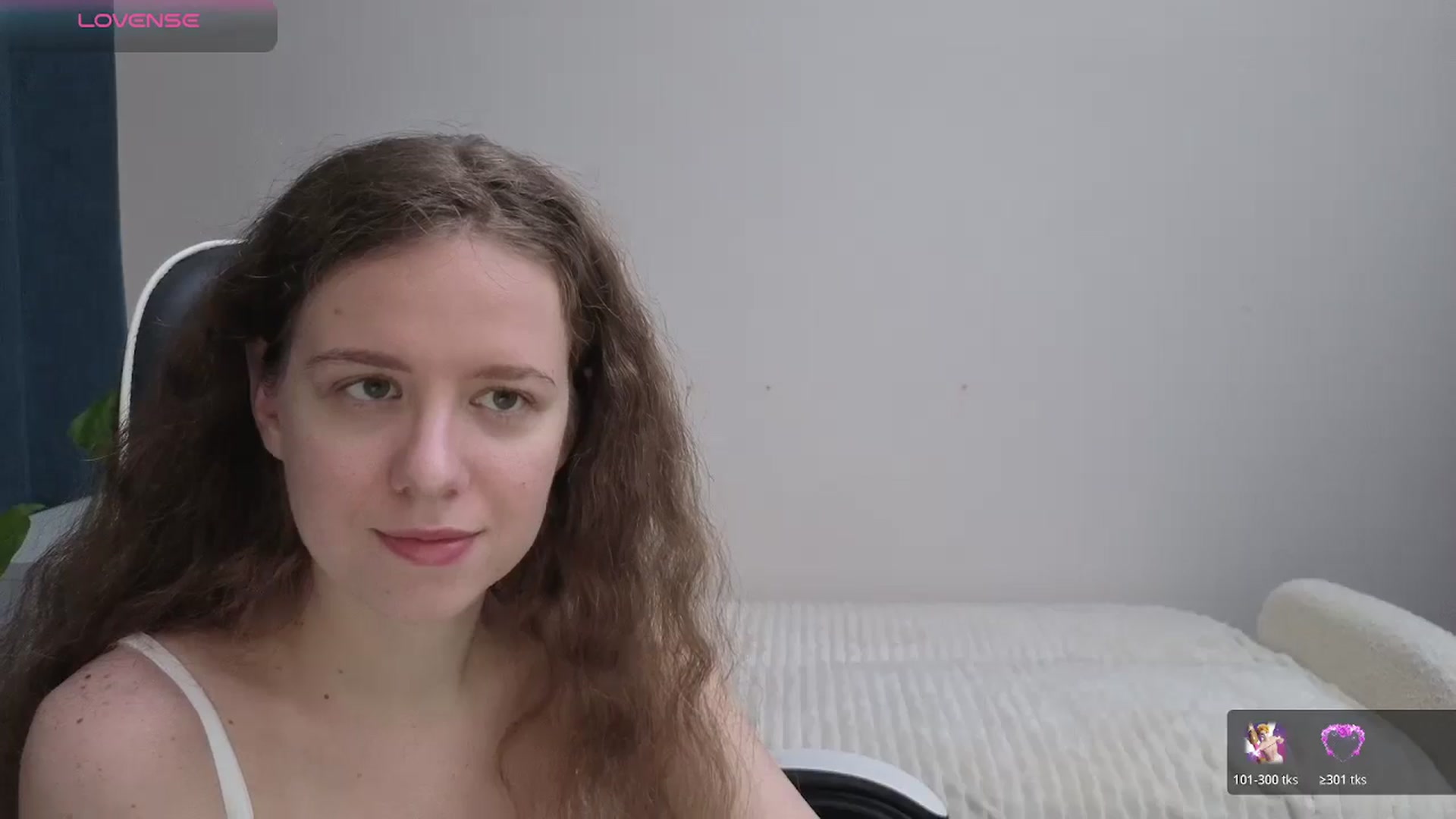 Gallery image thumbnail from BlueFlowerr's myfreecams stream on, 11/30/2025, 02:48 image 18 of 20