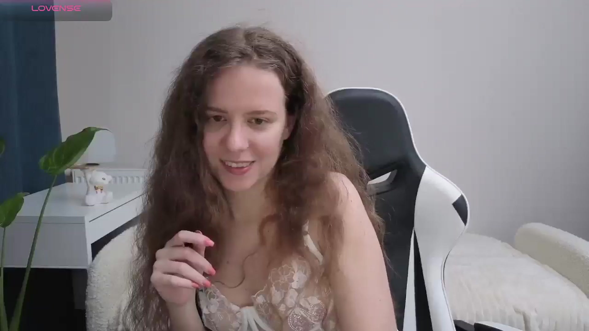 Gallery image thumbnail from BlueFlowerr's myfreecams stream on, 11/30/2025, 03:28 image 17 of 20