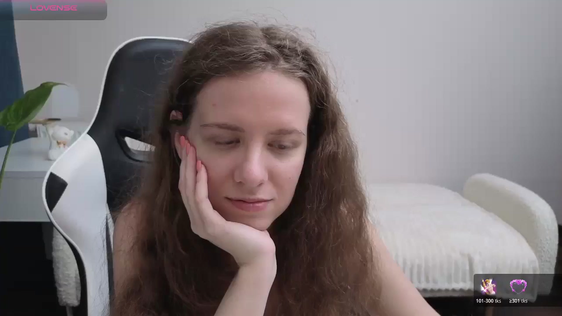 Gallery image thumbnail from BlueFlowerr's myfreecams stream on, 11/30/2025, 02:57 image 1 of 20