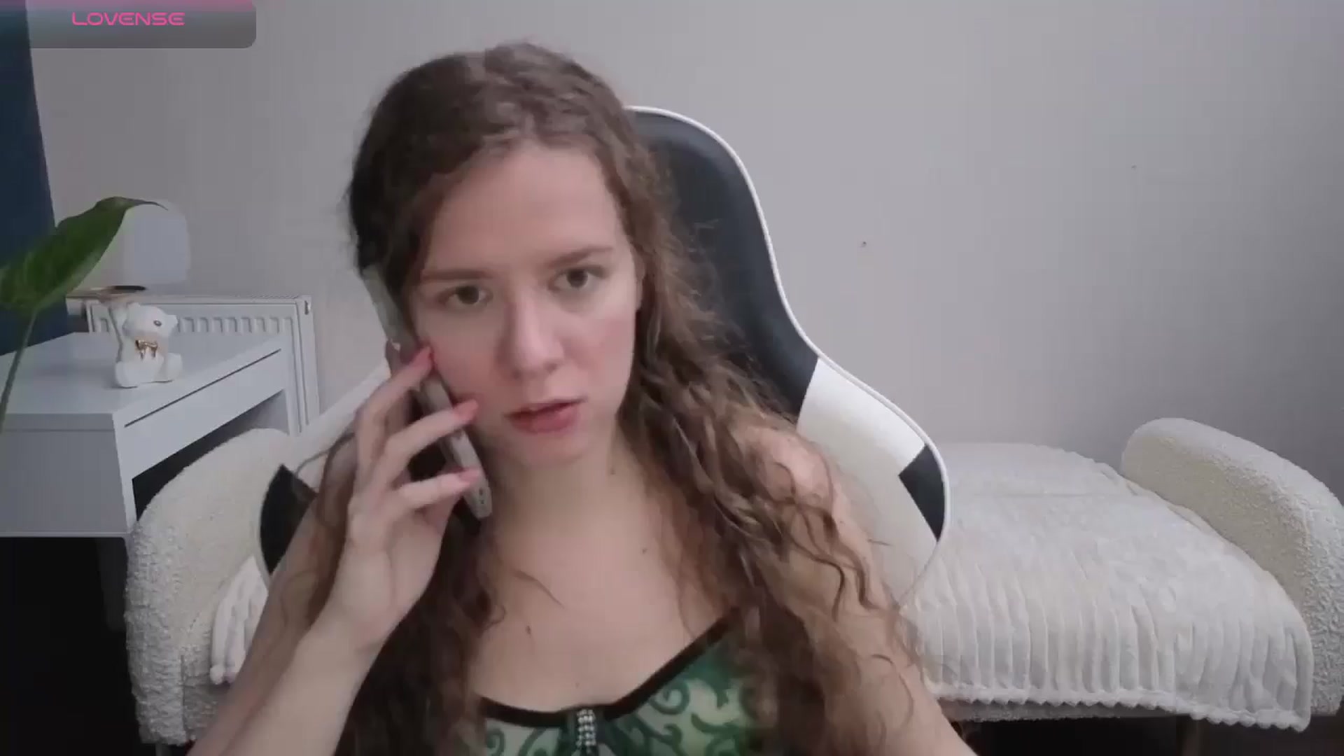 Gallery image thumbnail from BlueFlowerr's myfreecams stream on, 12/01/2025, 18:24 image 4 of 20
