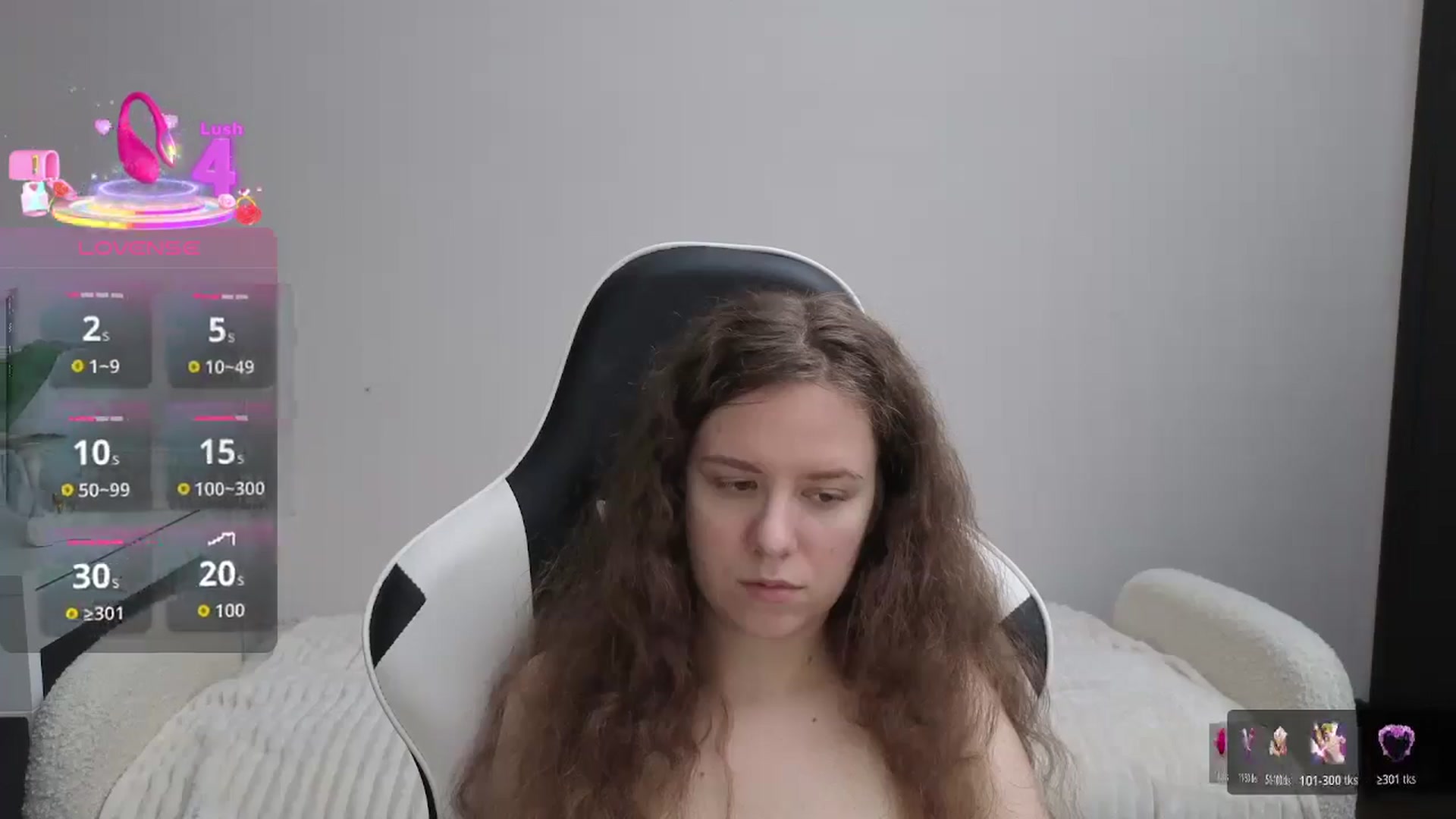 Gallery image thumbnail from BlueFlowerr's myfreecams stream on, 12/02/2025, 18:42 image 8 of 20