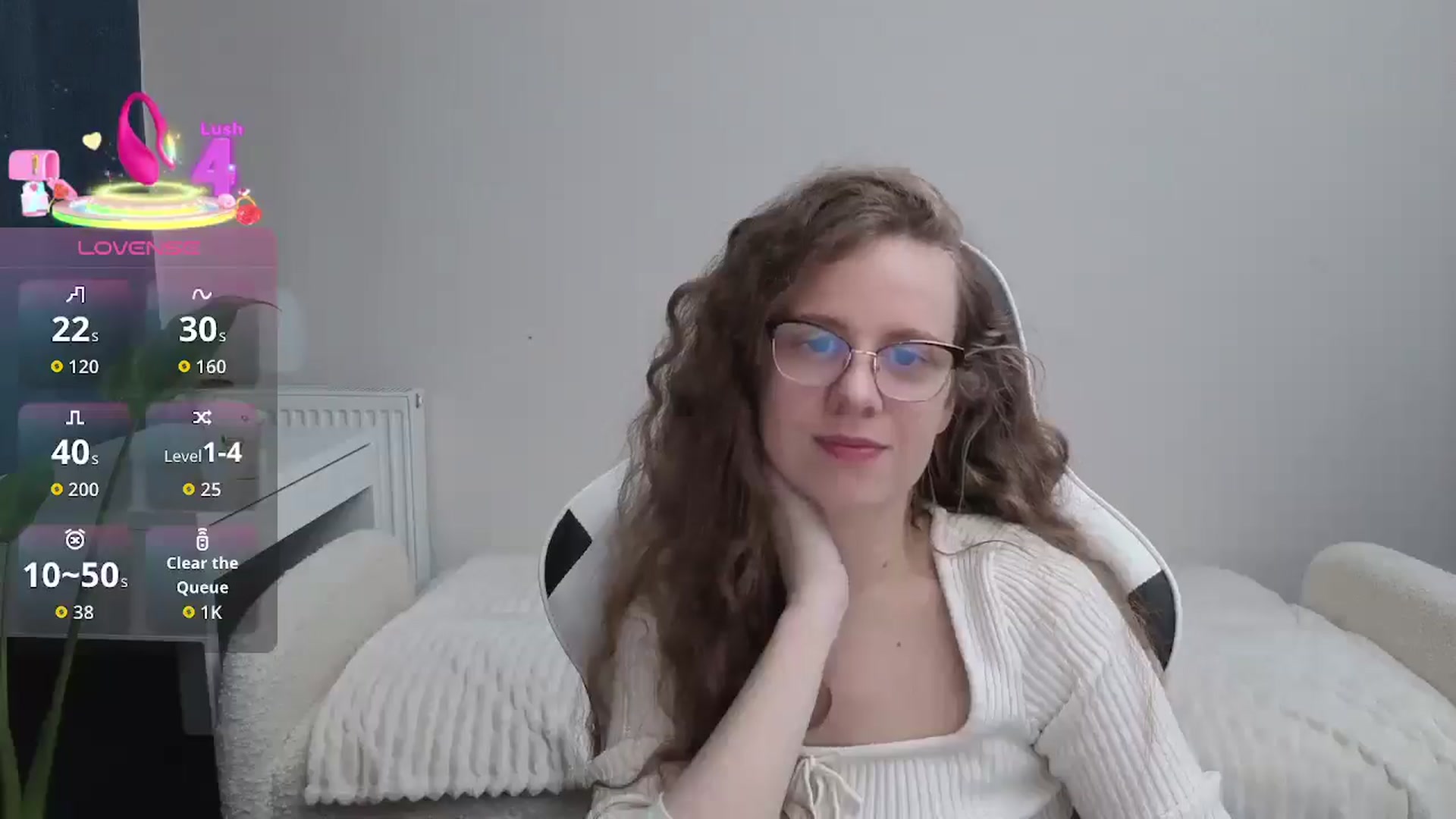Gallery image thumbnail from BlueFlowerr's myfreecams stream on, 12/06/2025, 23:35 image 4 of 20