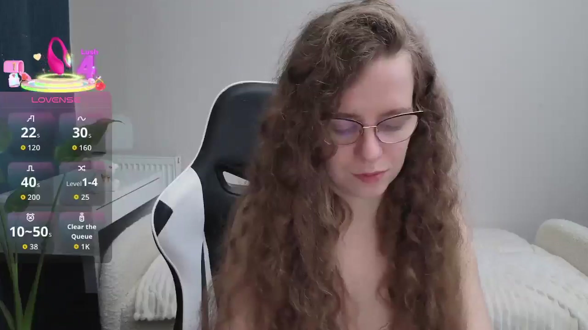 Gallery image thumbnail from BlueFlowerr's myfreecams stream on, 12/06/2025, 23:35 image 17 of 20