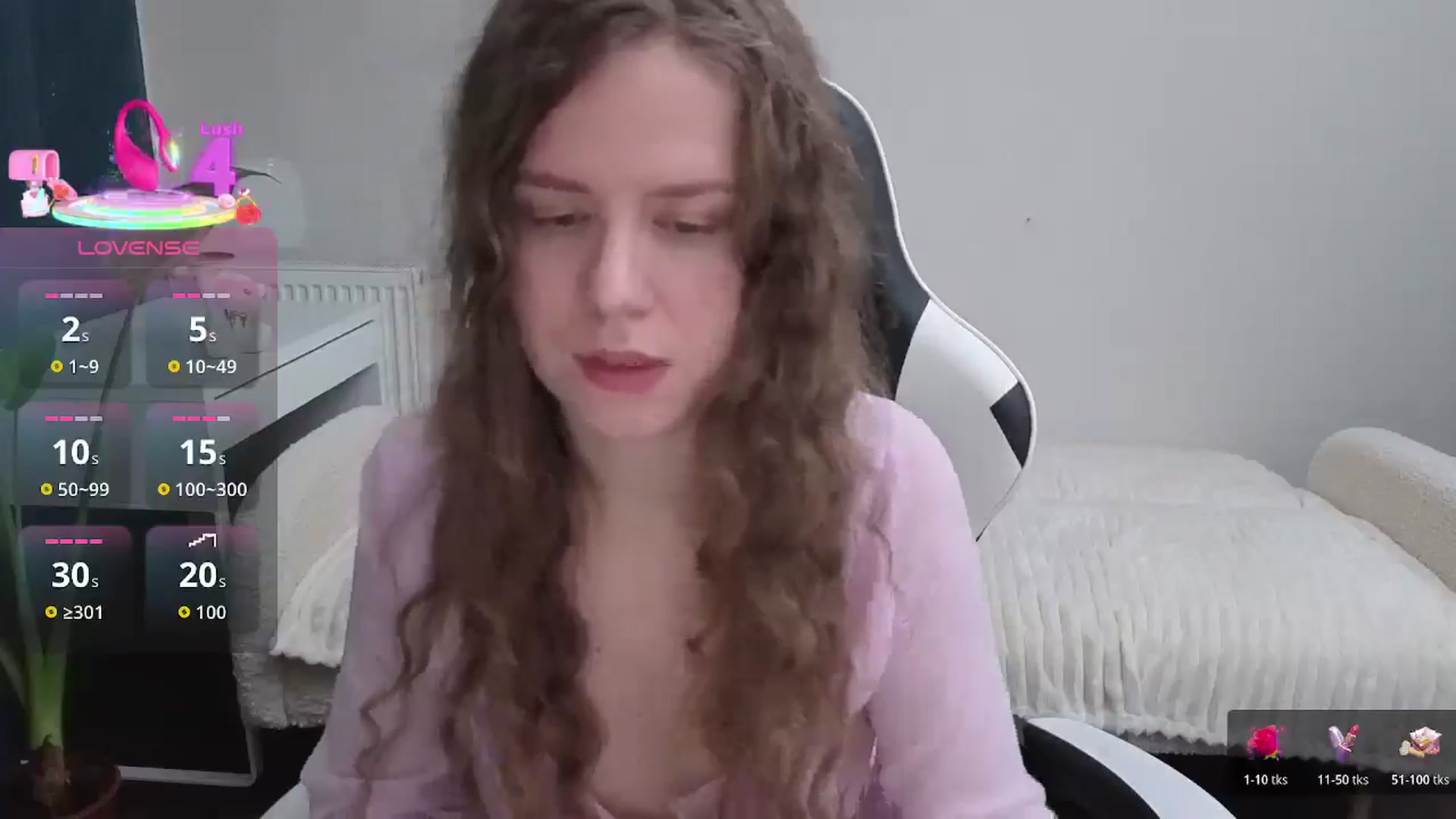 Gallery image thumbnail from BlueFlowerr's myfreecams stream on, 12/07/2025, 20:34 image 4 of 20