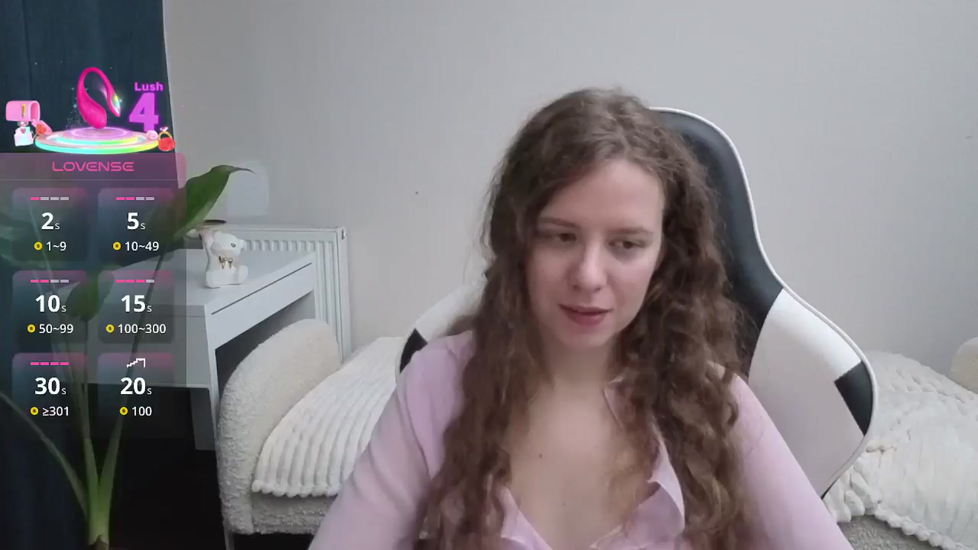 Gallery image thumbnail from BlueFlowerr's myfreecams stream on, 12/07/2025, 22:54 image 10 of 20