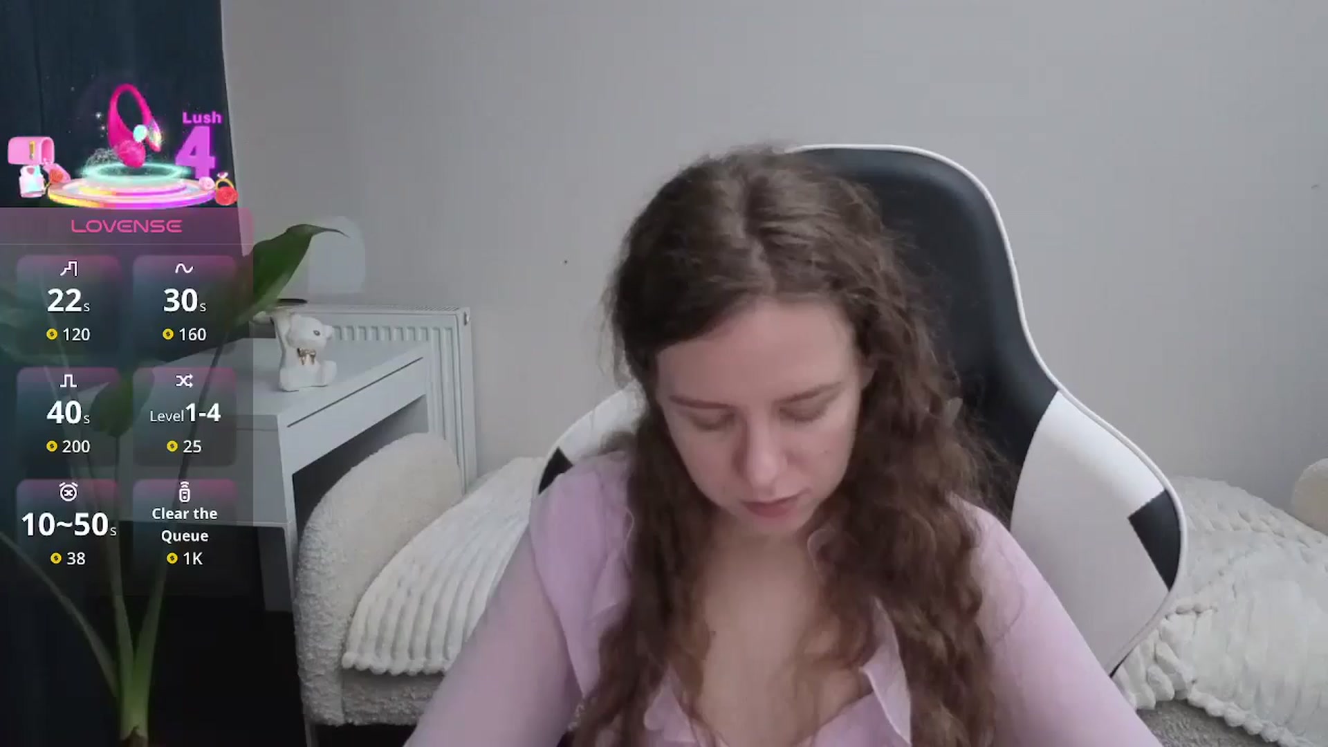 Gallery image thumbnail from BlueFlowerr's myfreecams stream on, 12/07/2025, 22:54 image 15 of 20