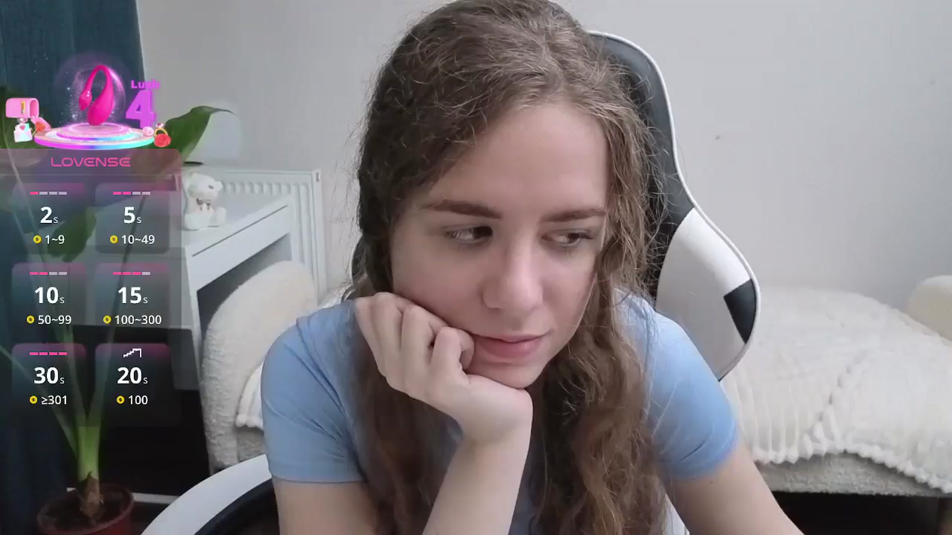 Gallery image thumbnail from BlueFlowerr's myfreecams stream on, 12/08/2025, 22:06 image 16 of 20