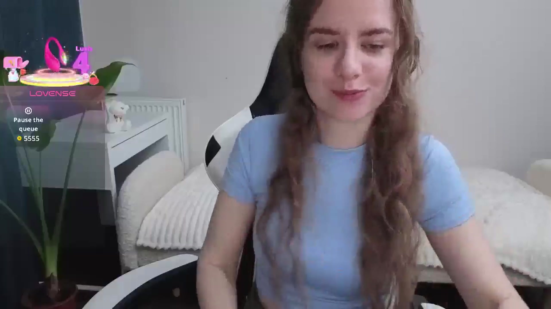 Gallery image thumbnail from BlueFlowerr's myfreecams stream on, 12/08/2025, 22:06 image 17 of 20