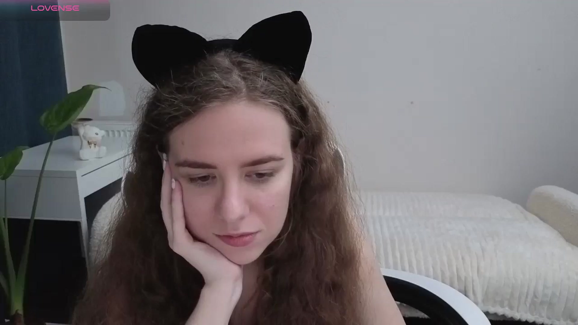 Gallery image thumbnail from BlueFlowerr's myfreecams stream on, 12/09/2025, 01:55 image 9 of 20