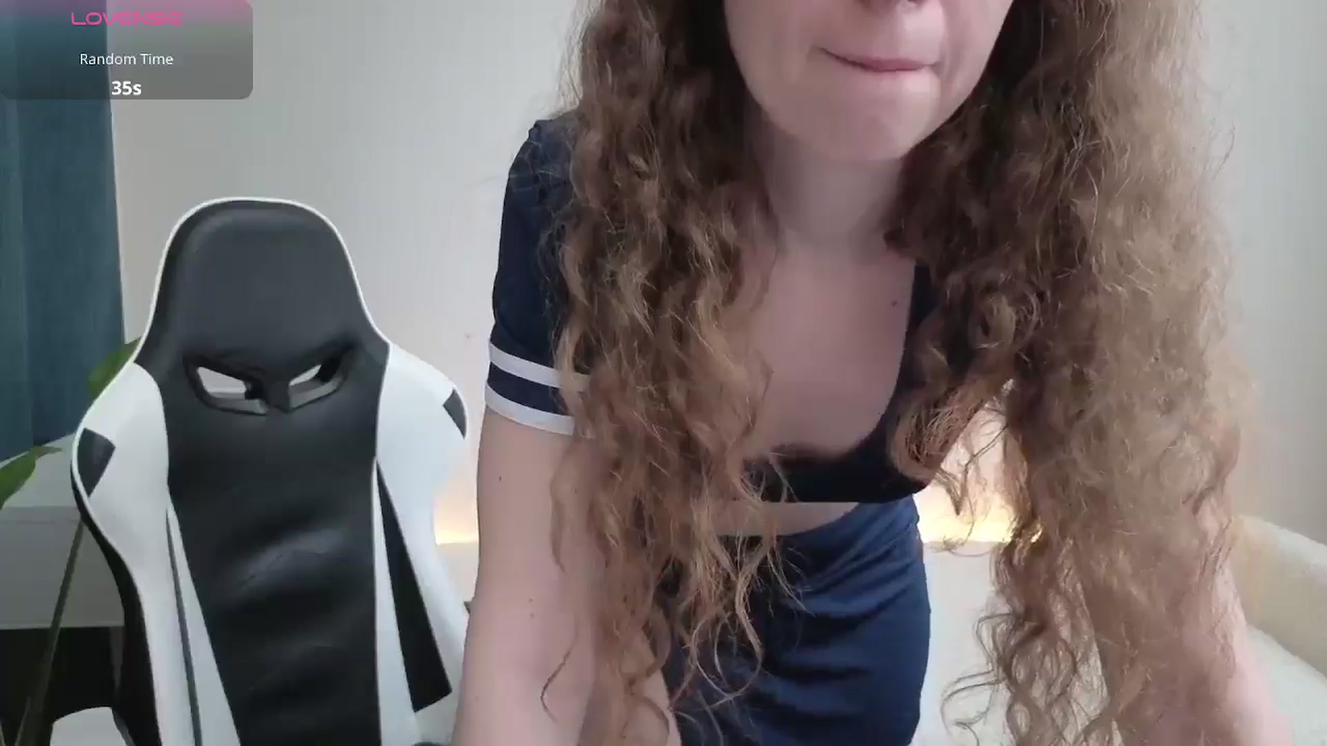 Gallery image thumbnail from BlueFlowerr's myfreecams stream on, 12/11/2025, 21:19 image 15 of 20