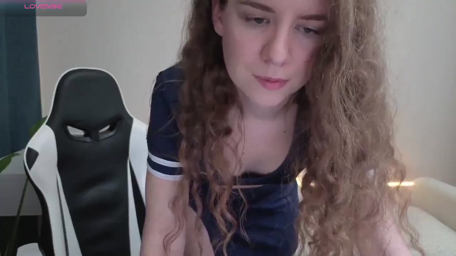 Gallery image thumbnail from BlueFlowerr's myfreecams stream on, 12/11/2025, 21:19 image 11 of 20