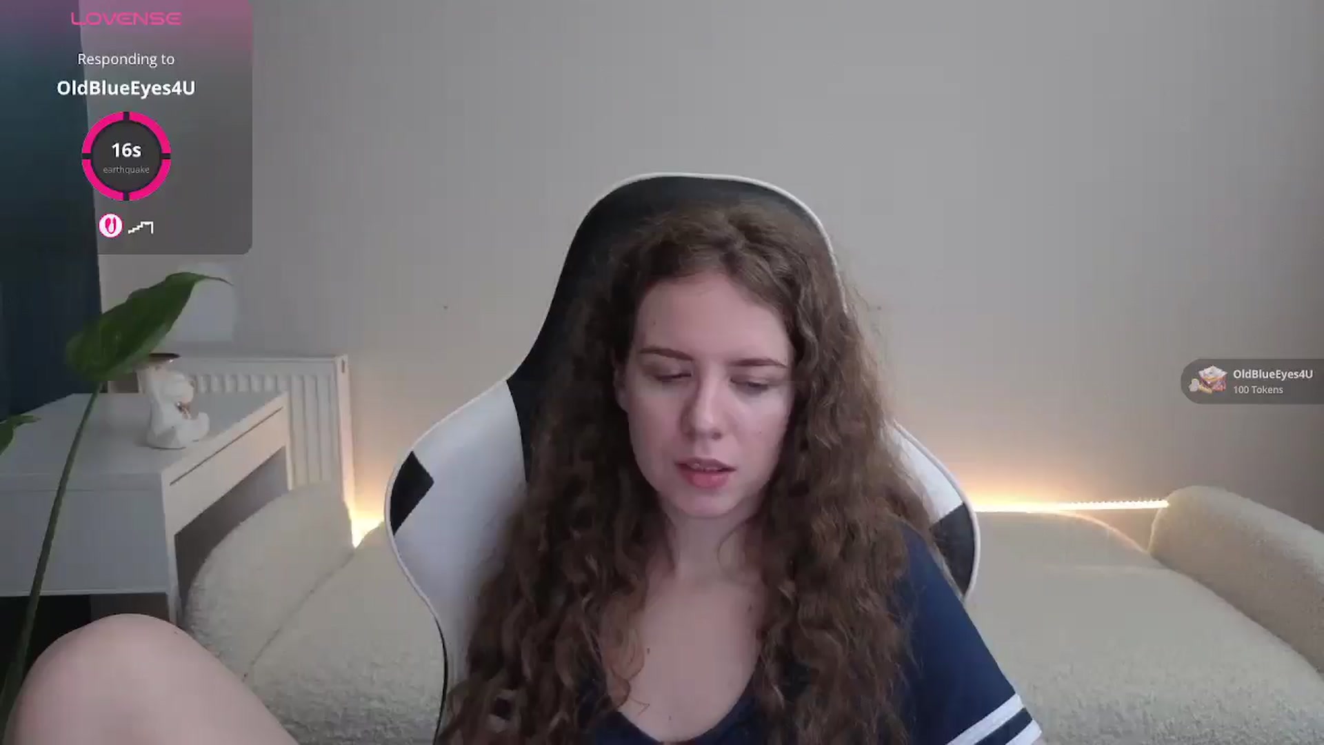 Gallery image thumbnail from BlueFlowerr's myfreecams stream on, 12/11/2025, 22:40 image 11 of 20