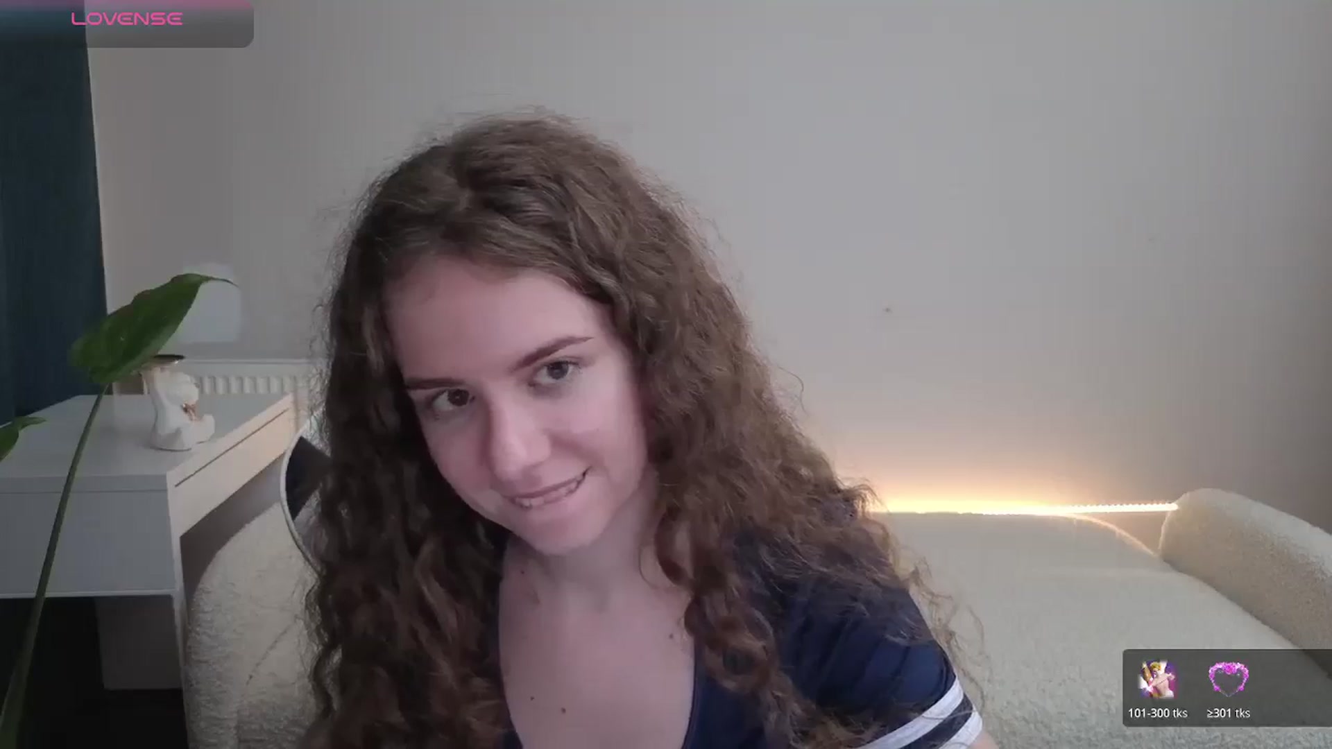Gallery image thumbnail from BlueFlowerr's myfreecams stream on, 12/11/2025, 22:40 image 8 of 20