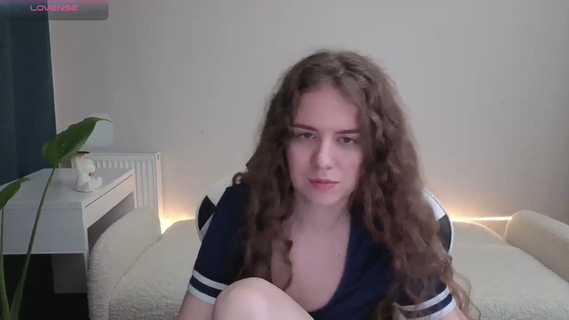 Gallery image thumbnail from BlueFlowerr's myfreecams stream on, 12/12/2025, 24:08 image 3 of 20