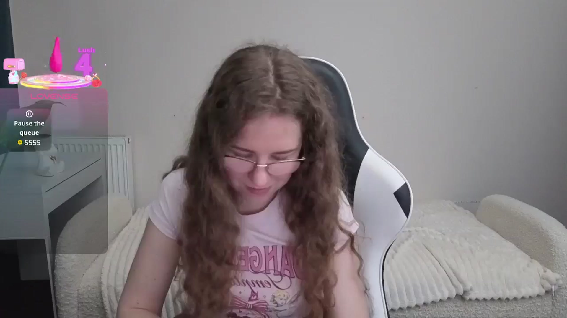 Gallery image thumbnail from BlueFlowerr's myfreecams stream on, 12/15/2025, 20:37 image 2 of 20