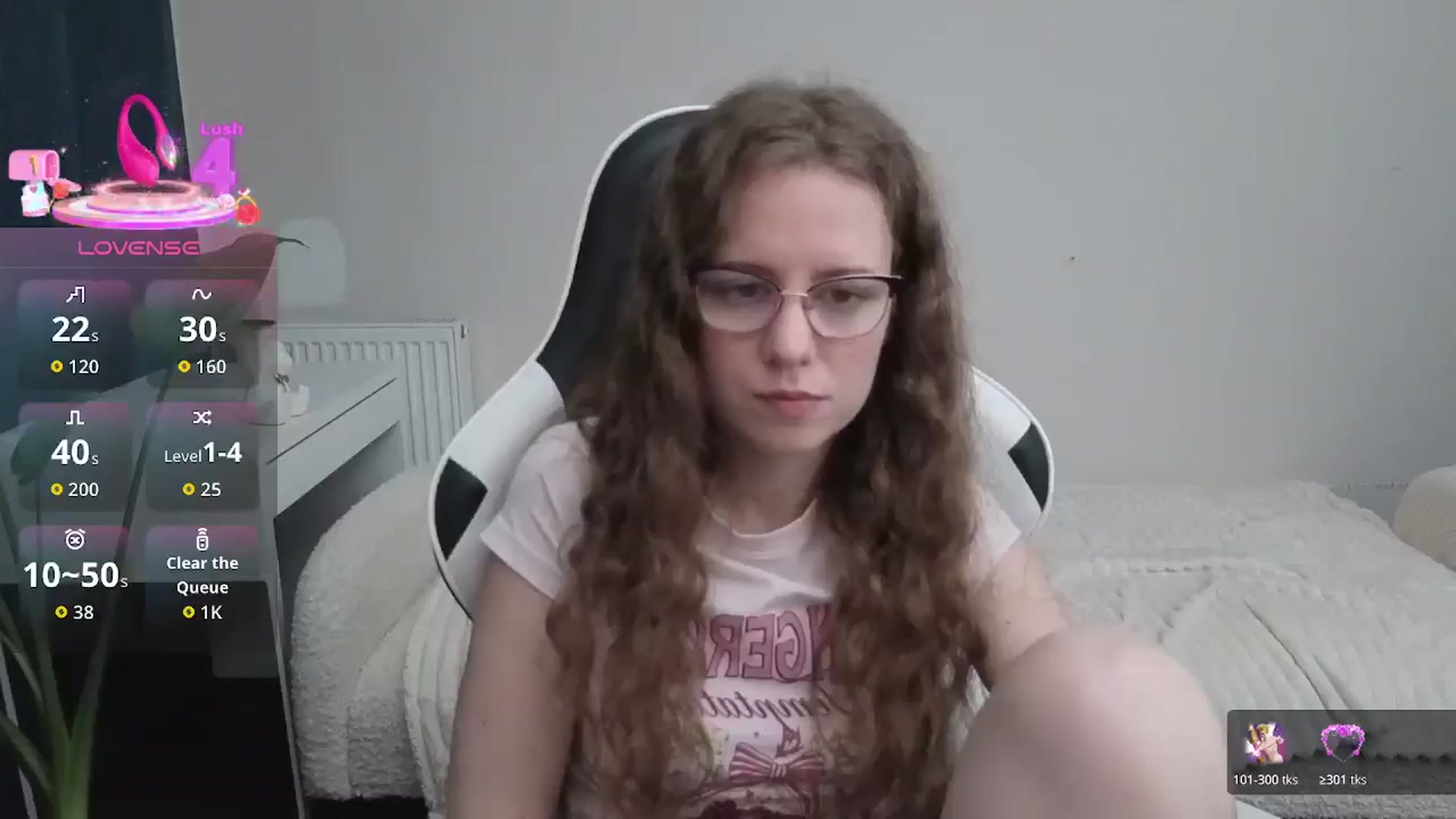 Gallery image thumbnail from BlueFlowerr's myfreecams stream on, 12/15/2025, 22:18 image 5 of 20