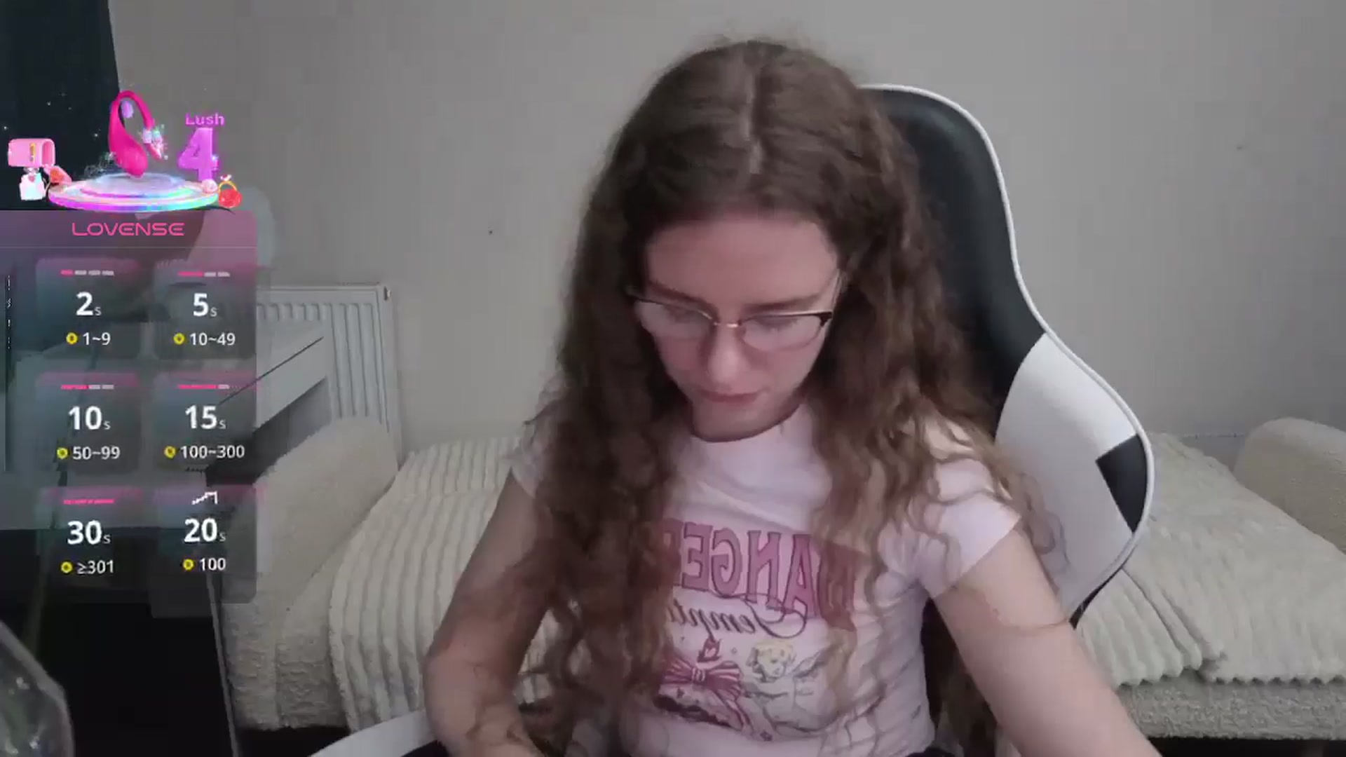 Gallery image thumbnail from BlueFlowerr's myfreecams stream on, 12/15/2025, 22:18 image 15 of 20