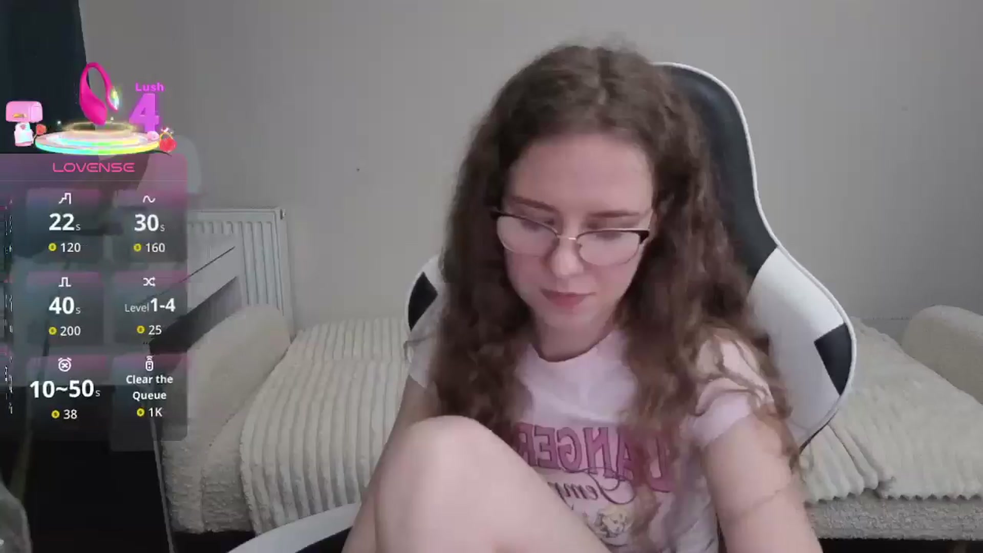 Gallery image thumbnail from BlueFlowerr's myfreecams stream on, 12/15/2025, 22:18 image 16 of 20