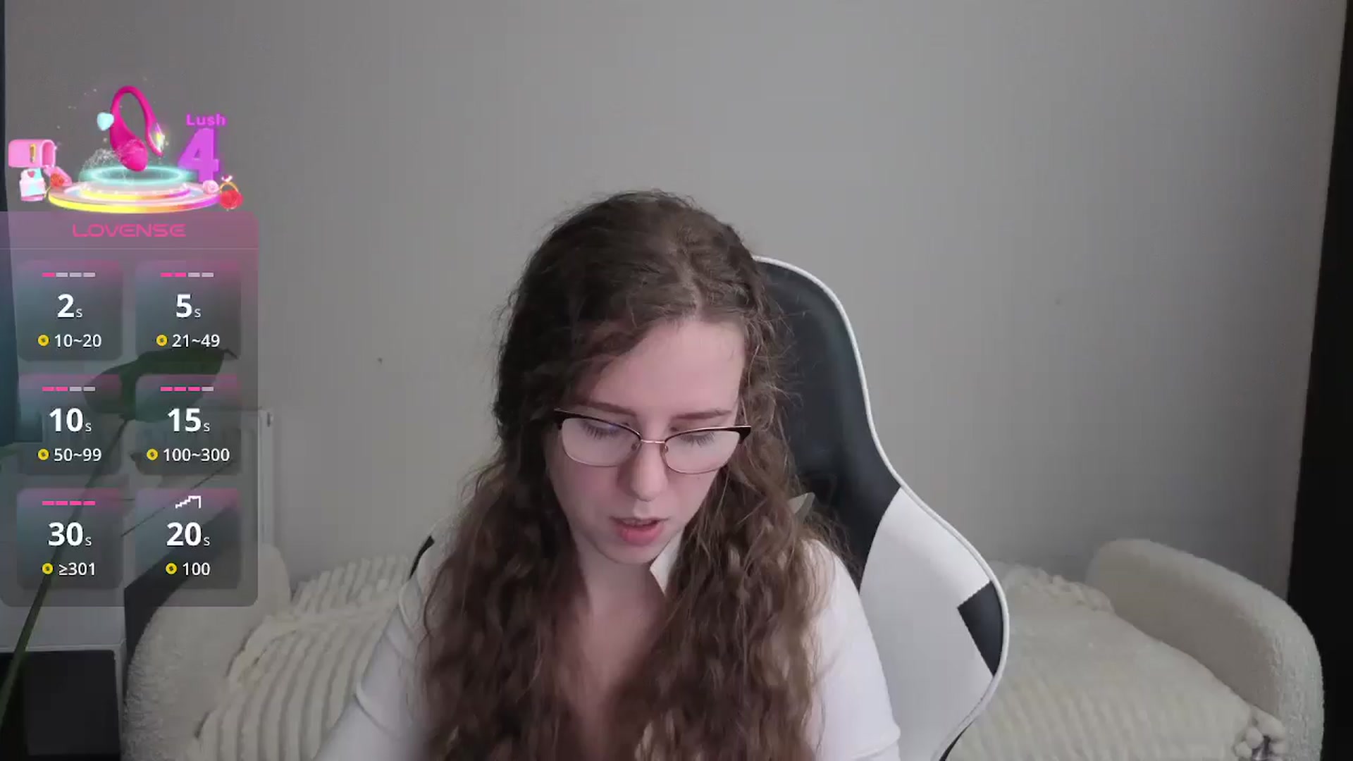 Gallery image thumbnail from BlueFlowerr's myfreecams stream on, 12/18/2025, 19:16 image 11 of 20
