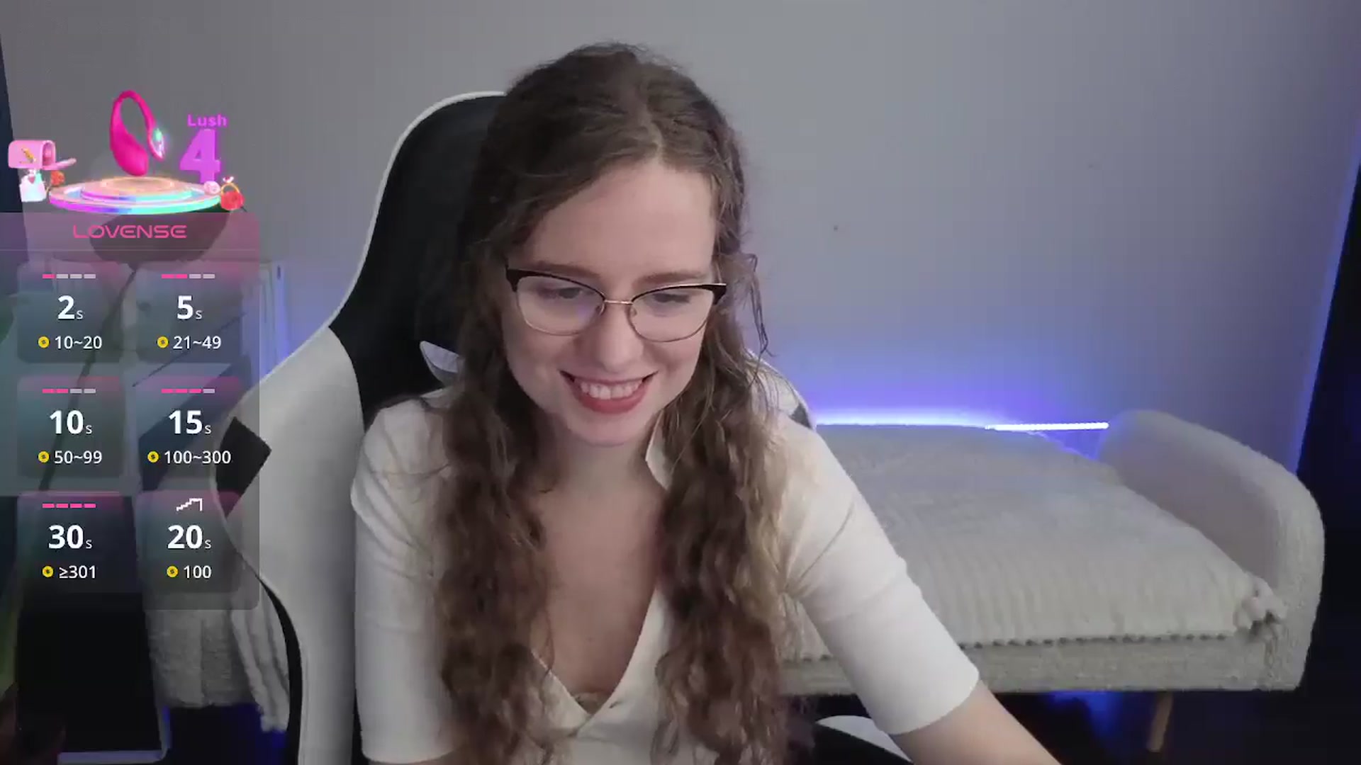 Gallery image thumbnail from BlueFlowerr's myfreecams stream on, 12/18/2025, 21:59 image 16 of 20
