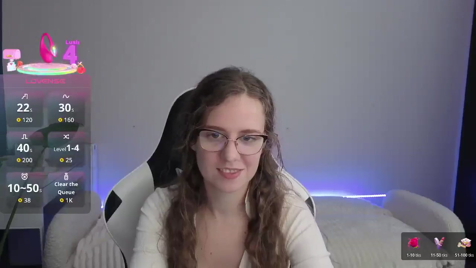 Gallery image thumbnail from BlueFlowerr's myfreecams stream on, 12/18/2025, 21:59 image 7 of 20