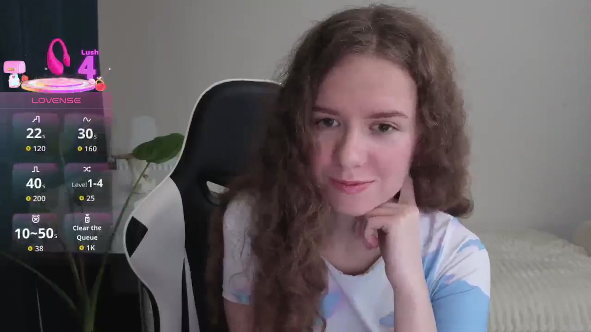 Gallery image thumbnail from BlueFlowerr's myfreecams stream on, 12/19/2025, 17:43 image 4 of 20